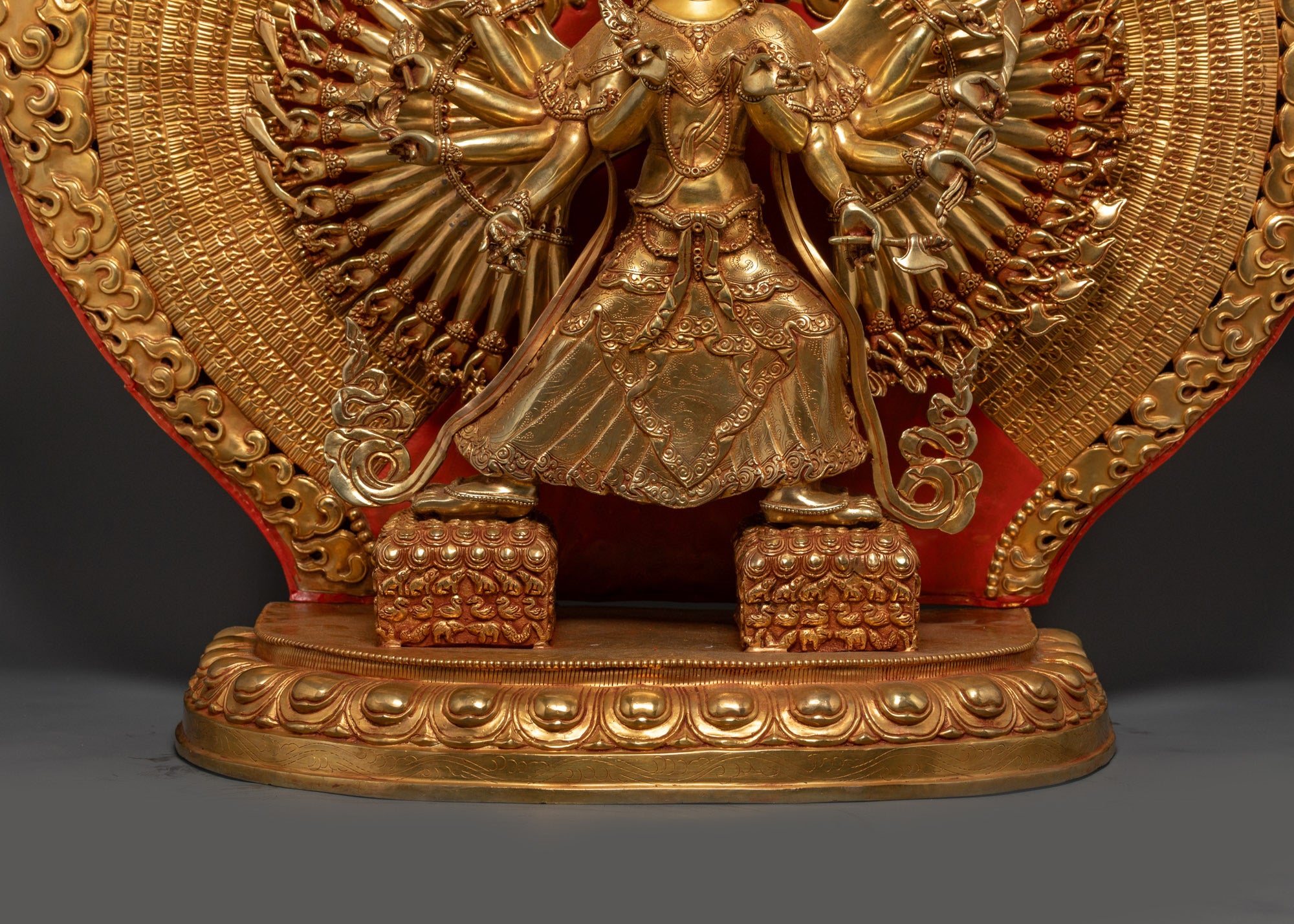 Thousand-Arm Dukar Statue | Detailed Bodhisattva Sculpture from Nepal