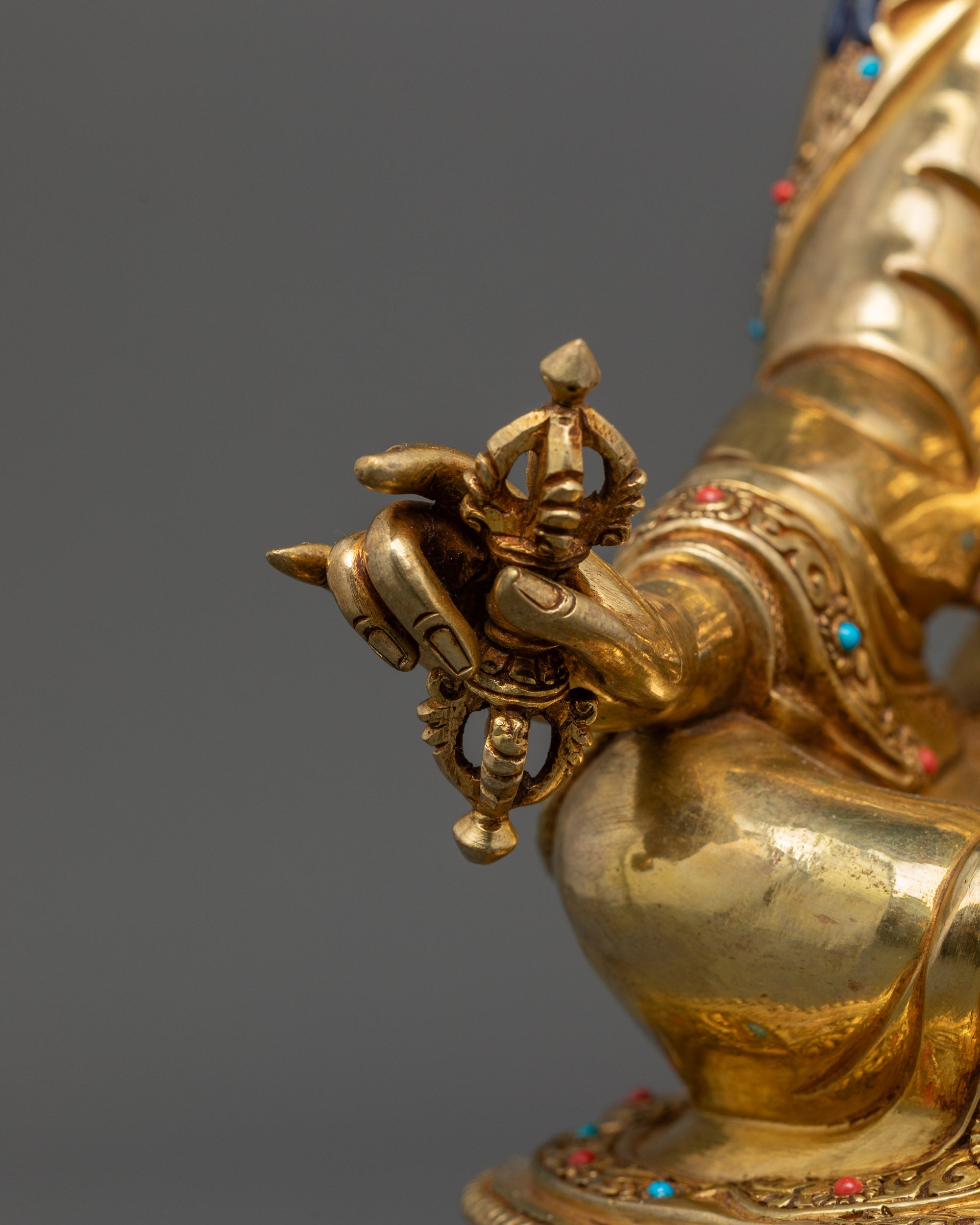 Handcrafted Guru Rinpoche Statue | Detailed Statue for Spiritual Blessings