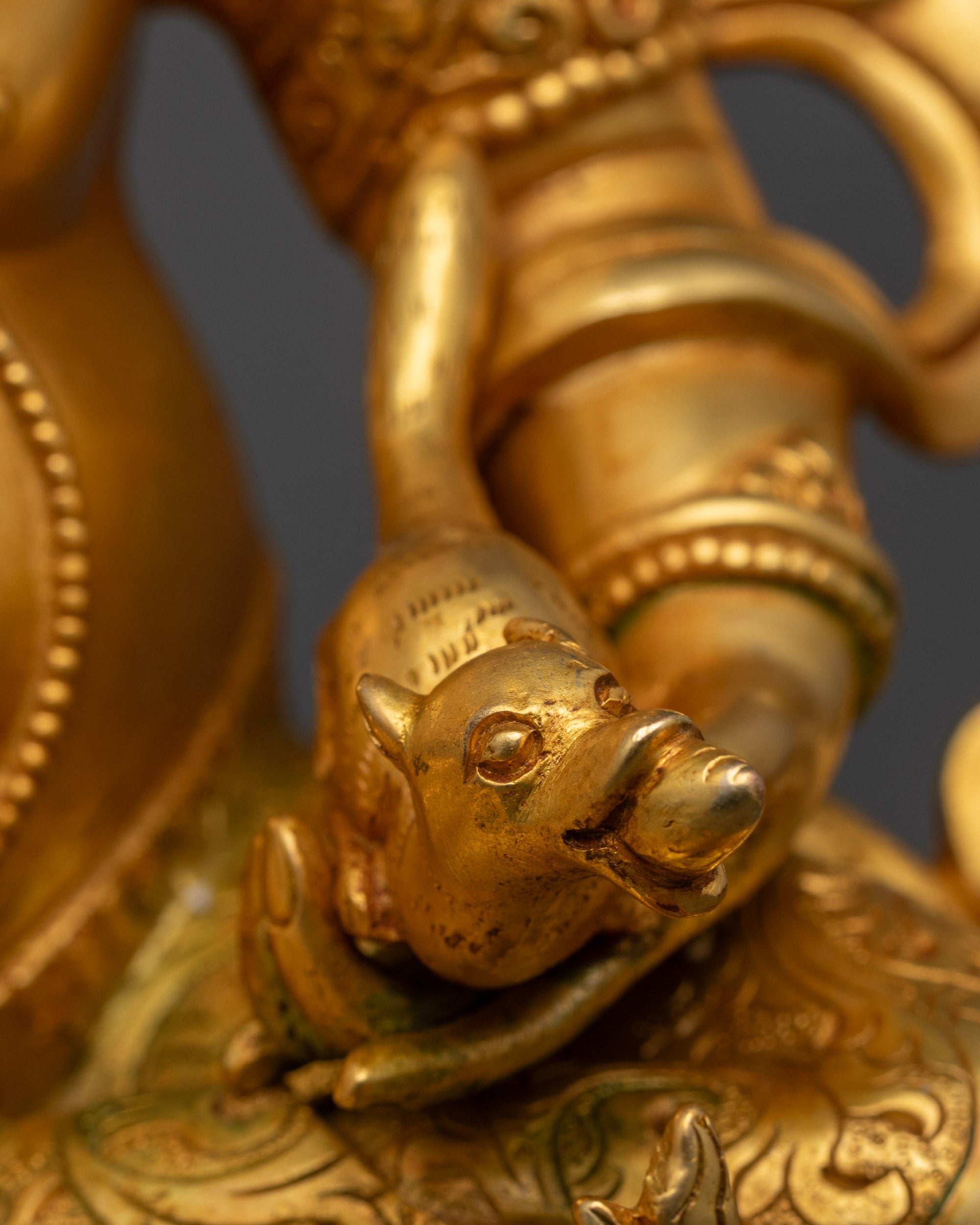Dzambhala Statue | Handcrafted Sculpture with Fine Detailing