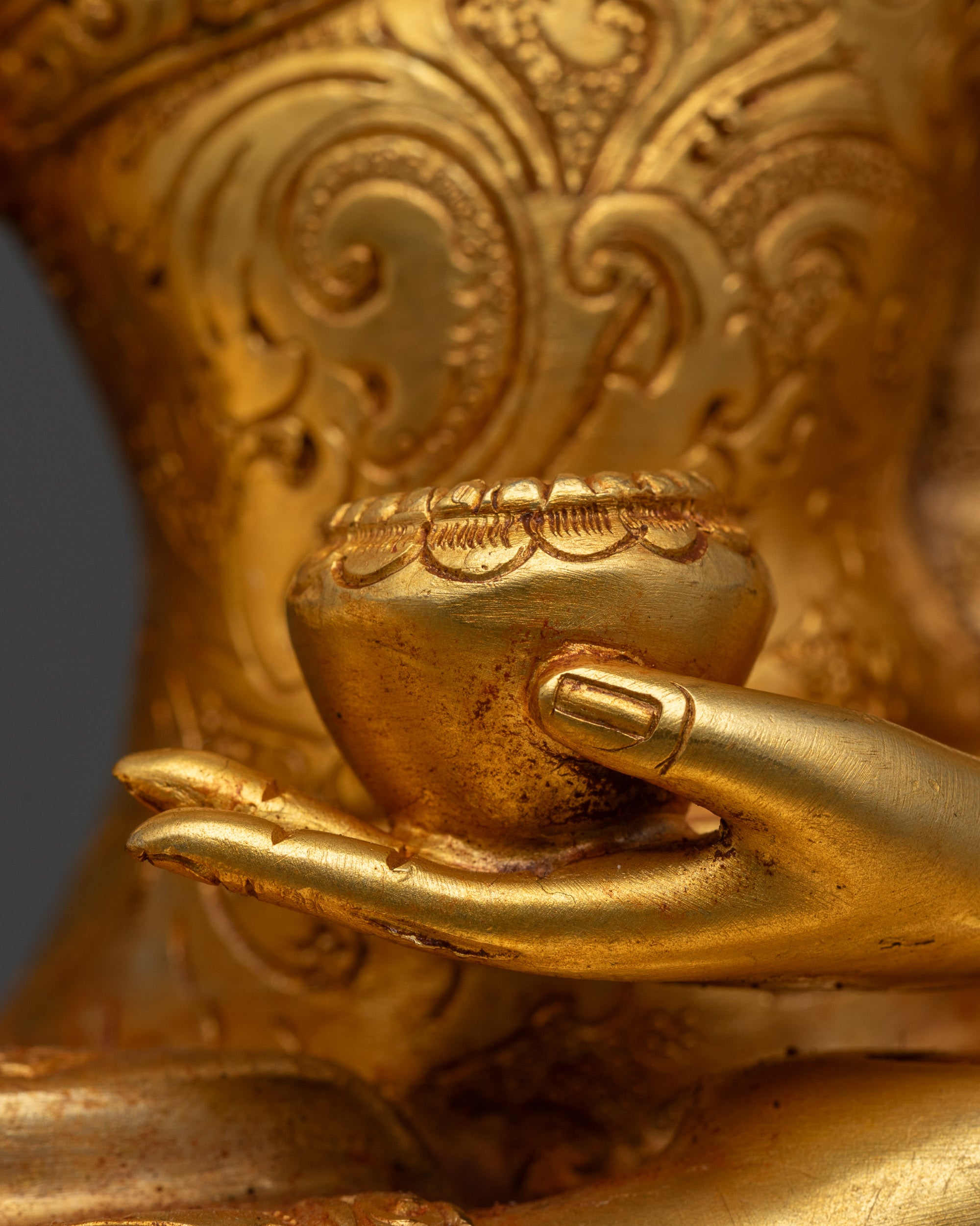 Enlightened Shakyamuni Buddha Statue | 24K Gold Gilded Sculpture