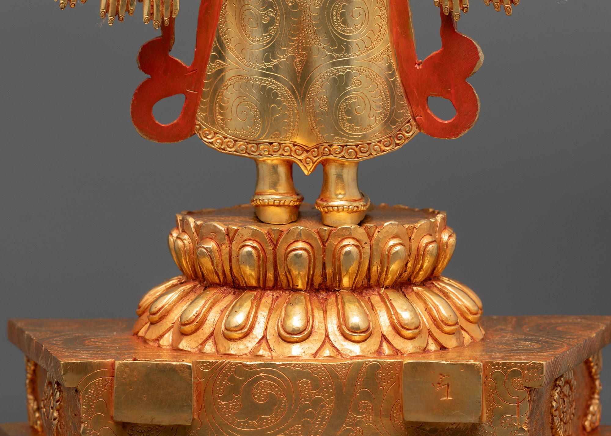 1000-Armed Chenrezig Statue | 24K Gold Gilded Avalokiteshvara Sculpture