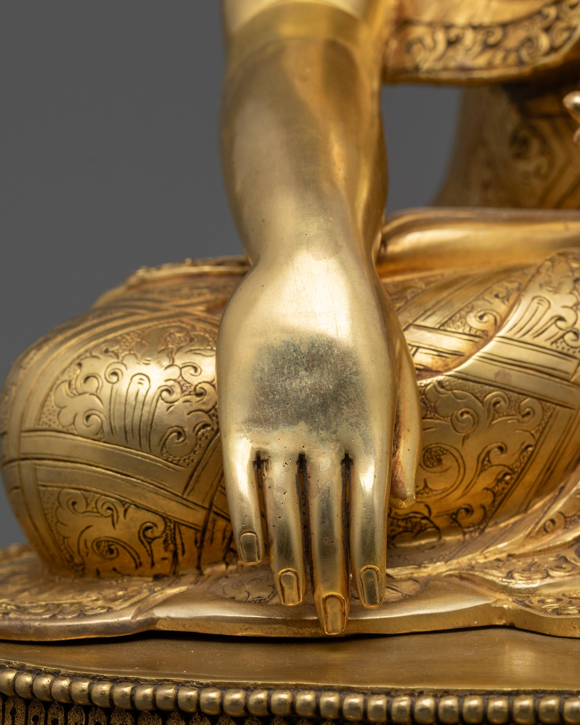 24K Fire Gold Gilded Buddha Shakyamuni Statue | Buddhist Artwork