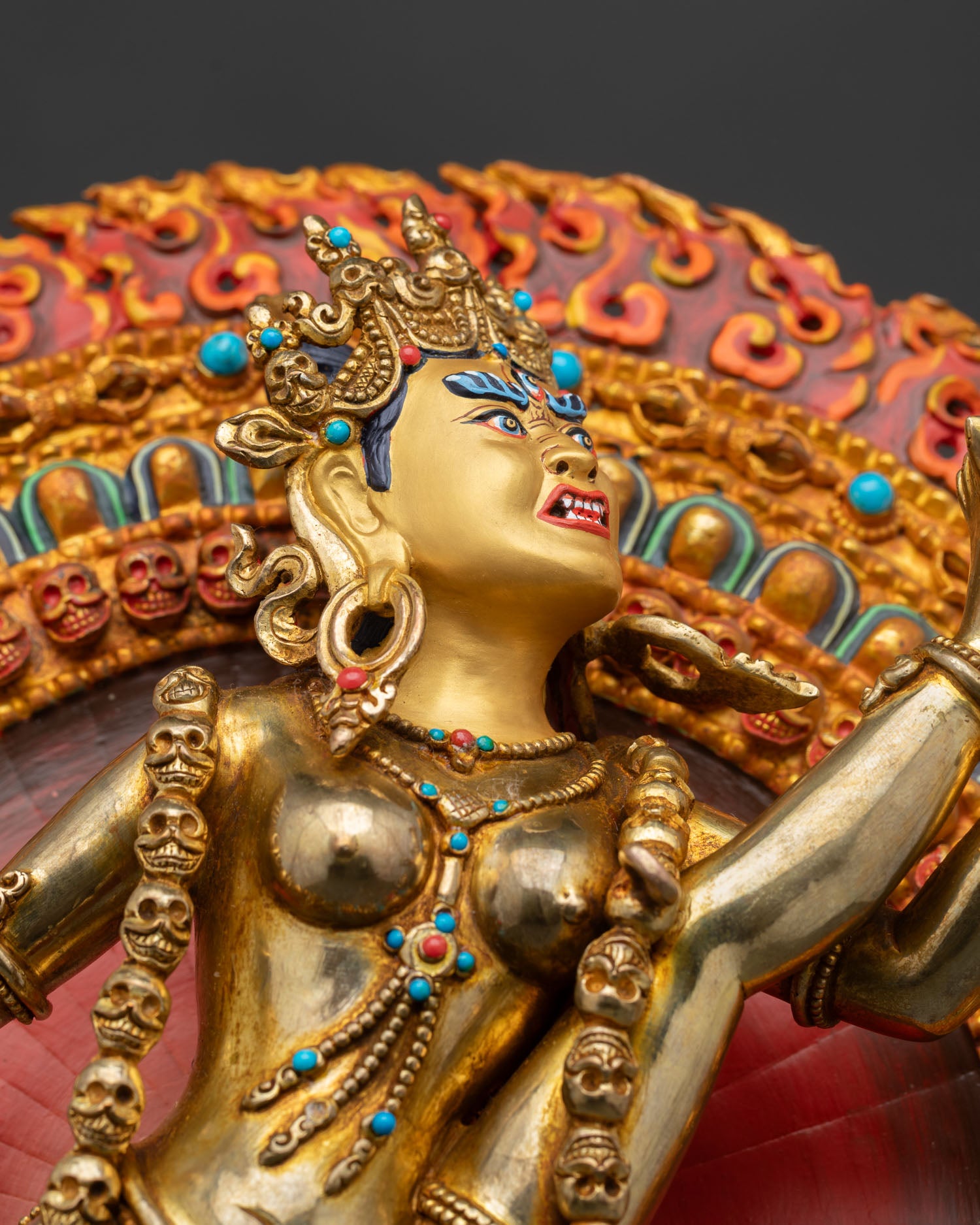 detailed side close up vajrayogini statue 3d carving skull garland turquoise inlay