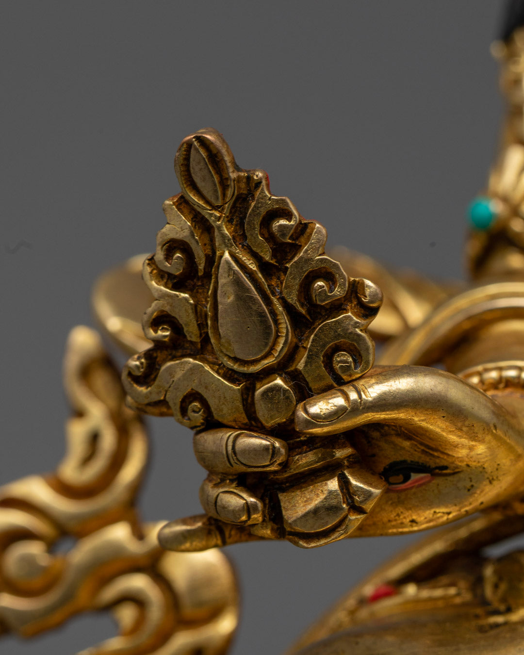 Shop Dukar (Sitatapatra) Statue
