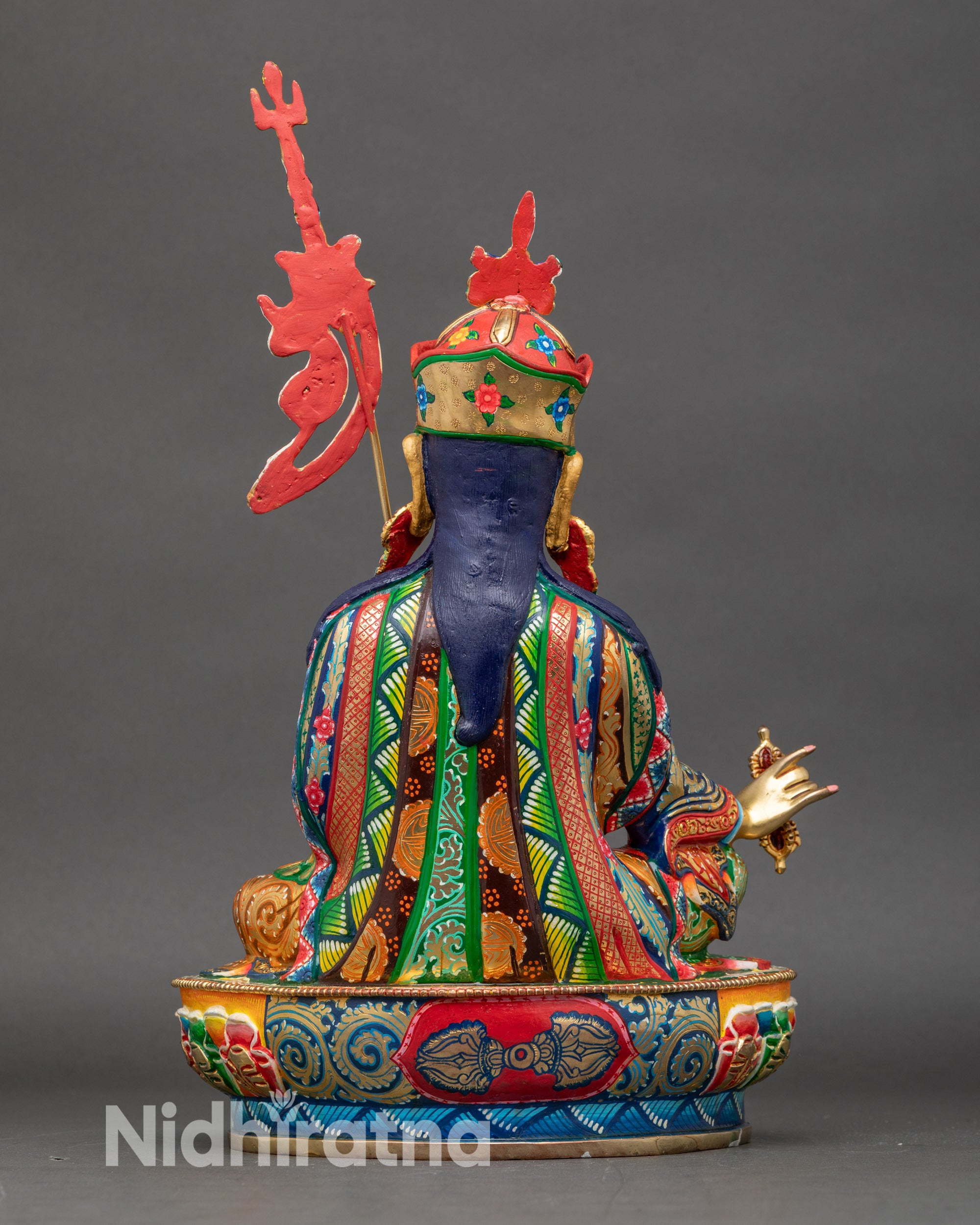 guru-rinpoche-statue-side-view-seated-lotus-throne-royal-posture-himalayan-sculpture