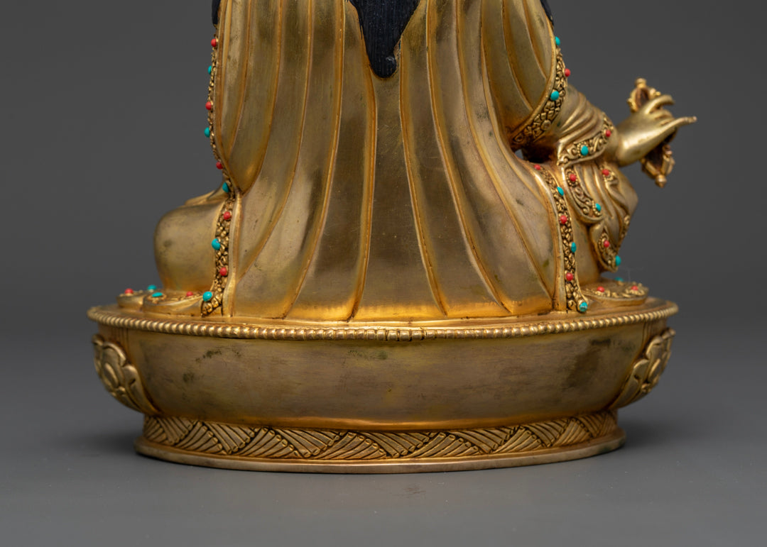 Guru Rinpoche Statue: A Sacred Representation of Tantric Mastery