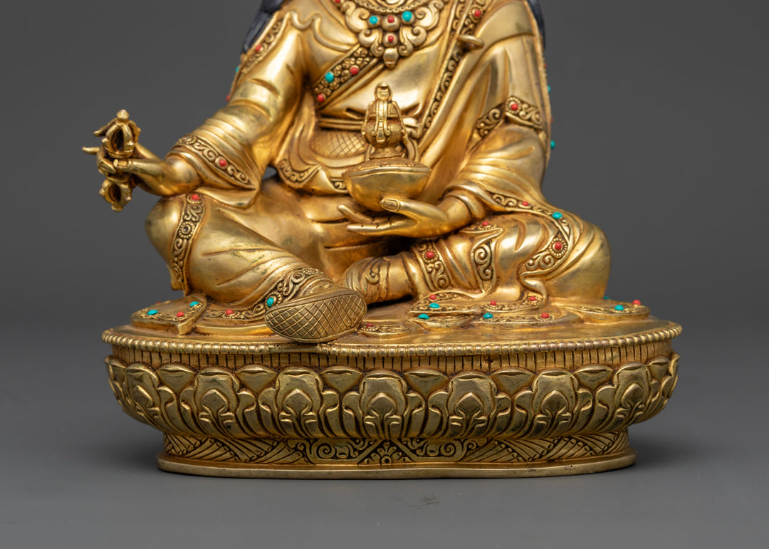 Guru Rinpoche Statue: A Sacred Representation of Tantric Mastery