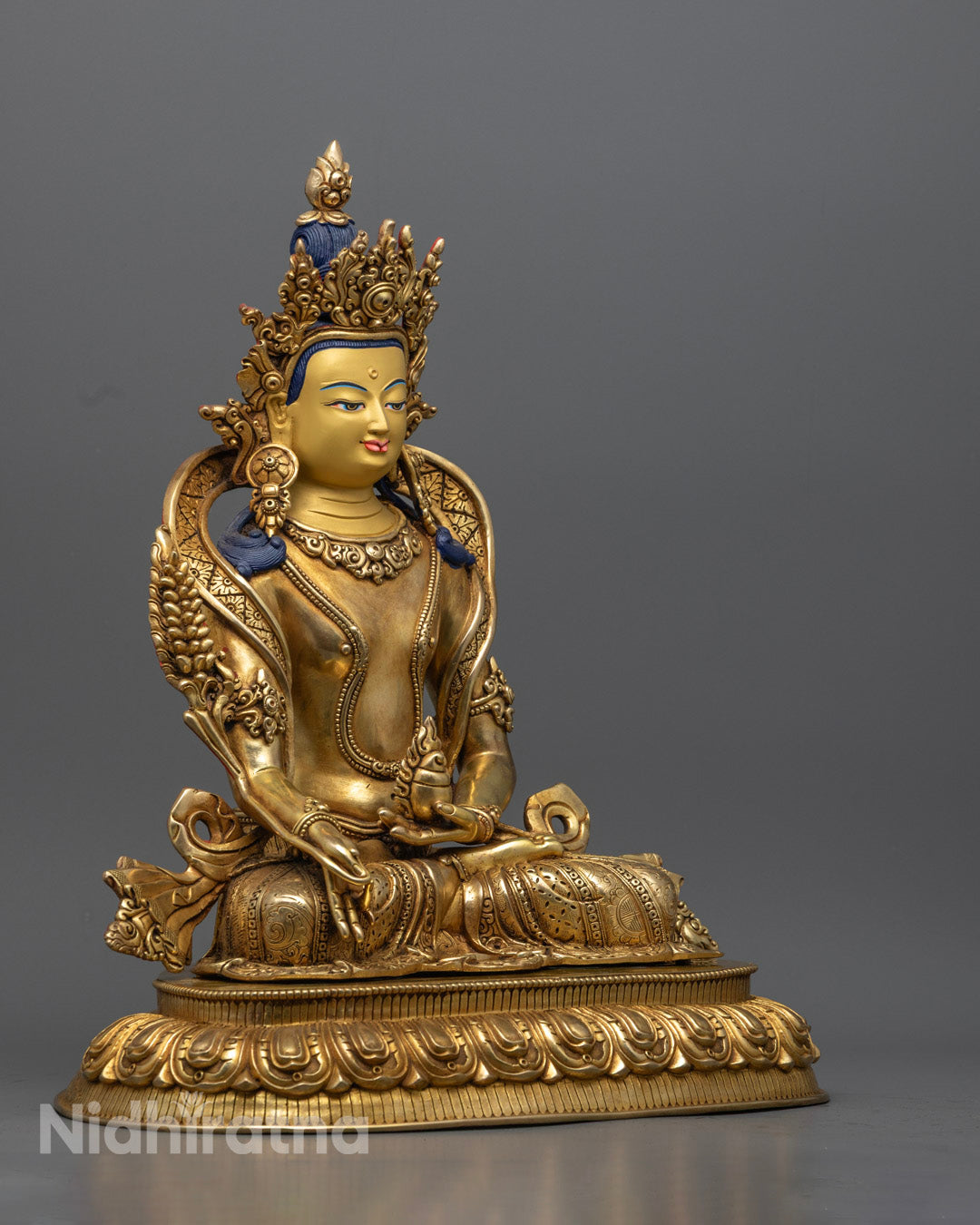 Traditional Ksitigarbha Bodhisattva Statue