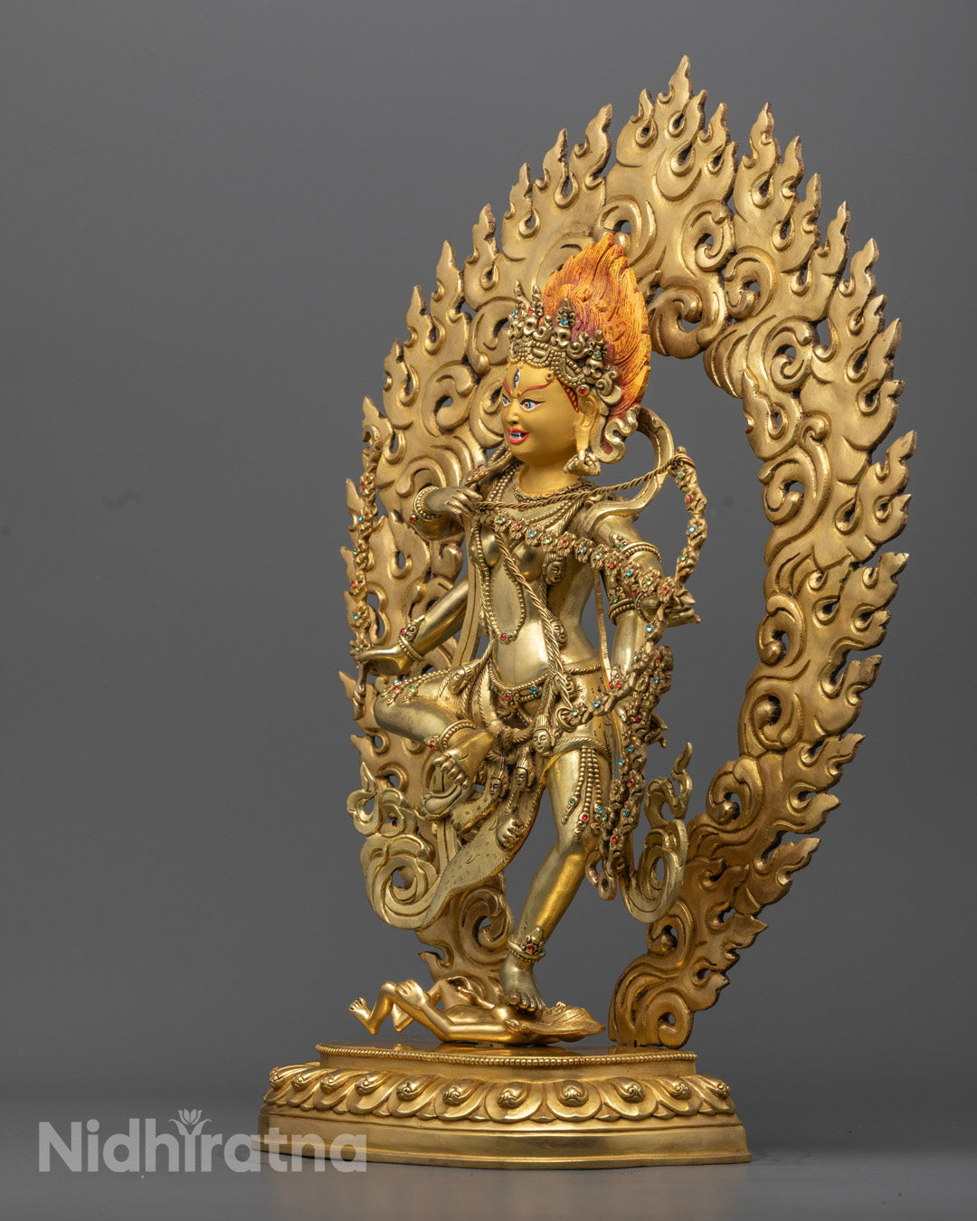 Kurukulla Sculpture – Lost Wax Method Statue Adorned with Semi-Precious Stones, Symbol of Compassion and Attraction