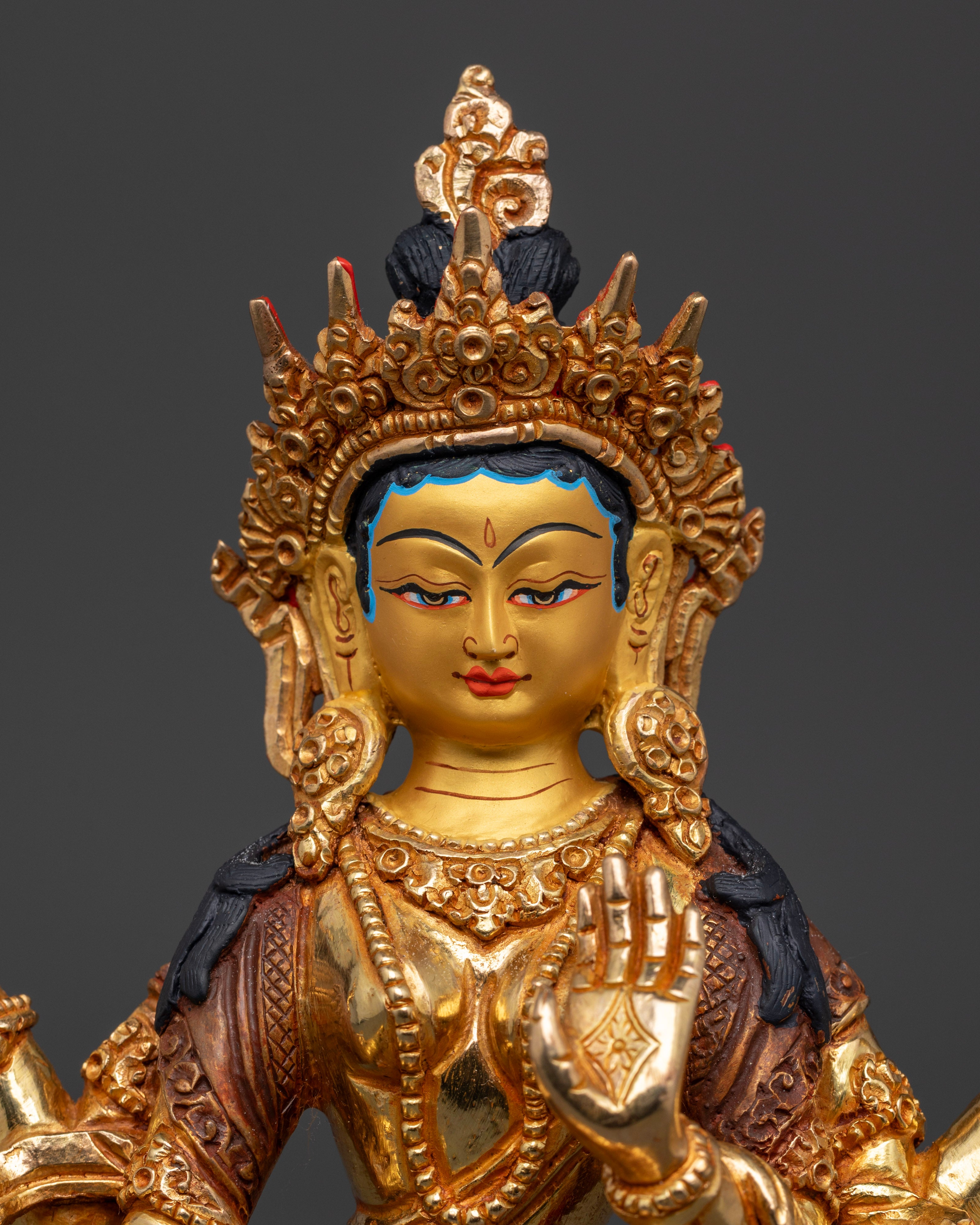 Maa Lakshmi Idol | Celebrate Wealth & Peace