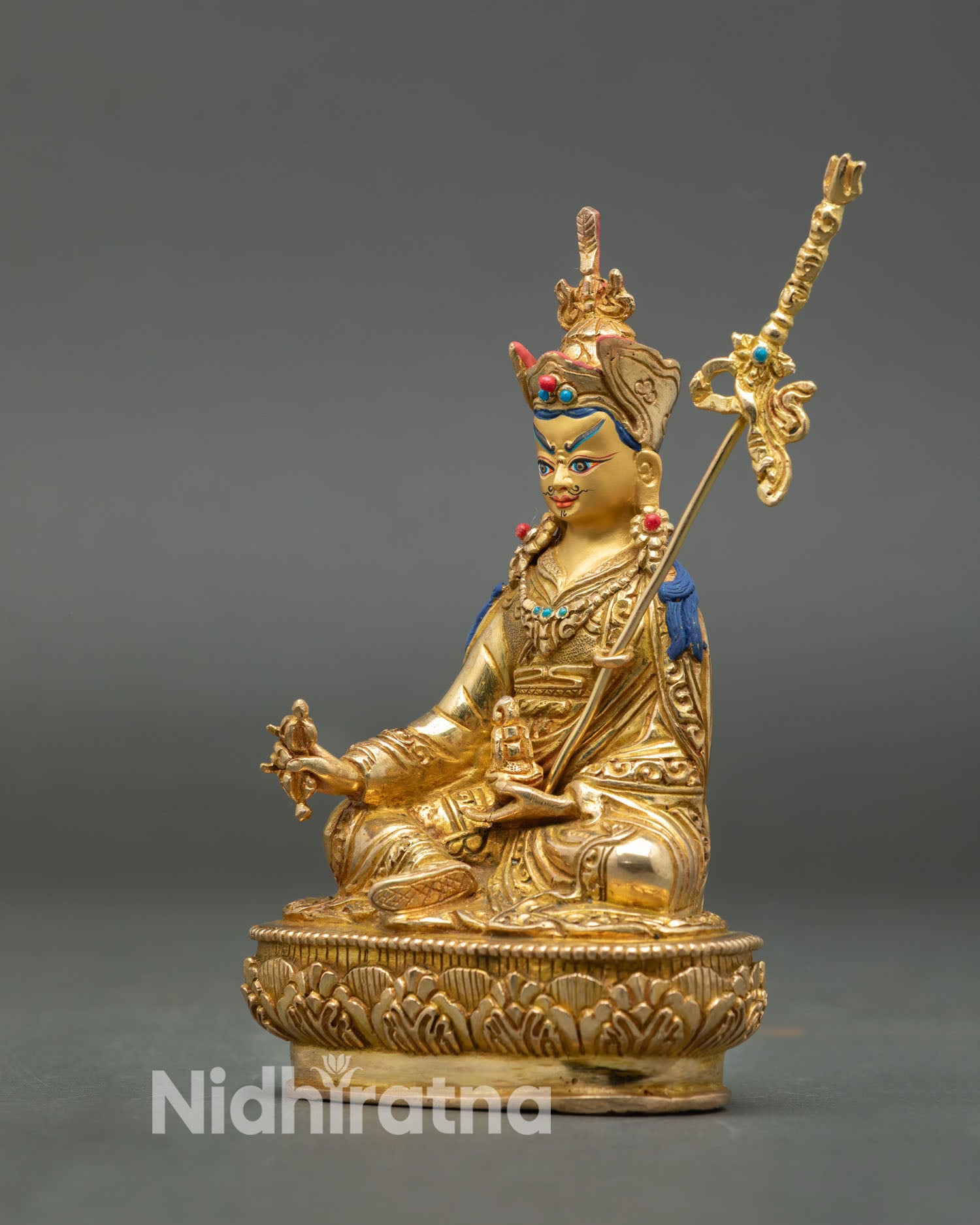 padmasambhava statue side view expressive posture sacred buddhist meditation statue spiritual altar decor