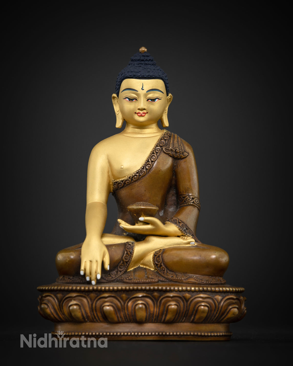 Shakyamuni buddha statue handcrafted by newari artists from patan nepal.