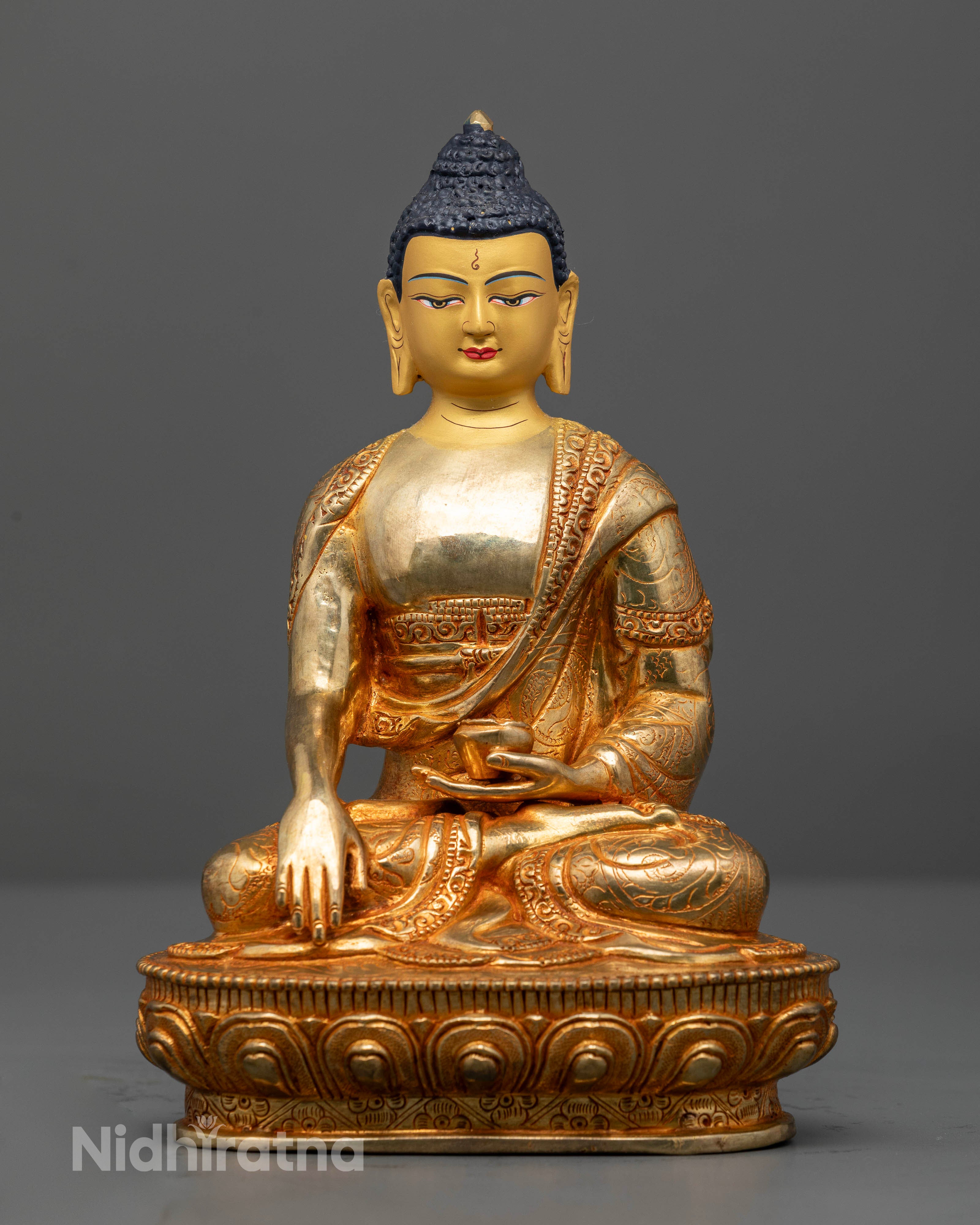 Shakyamuni Buddha statue with 24K gold fire gilding from Nepal