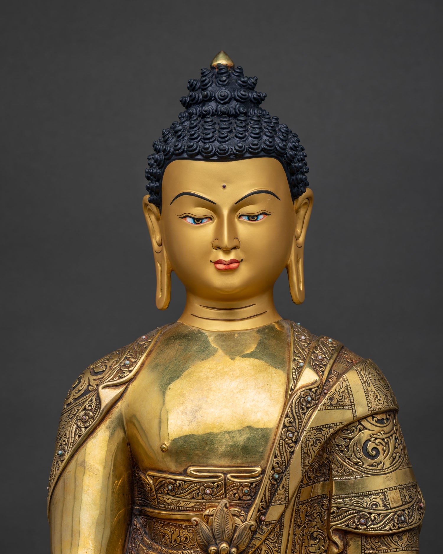 Tibetan Medicine Buddha Statue Close-Up | Handmade 24K Gold Bhaisajyaguru Details
