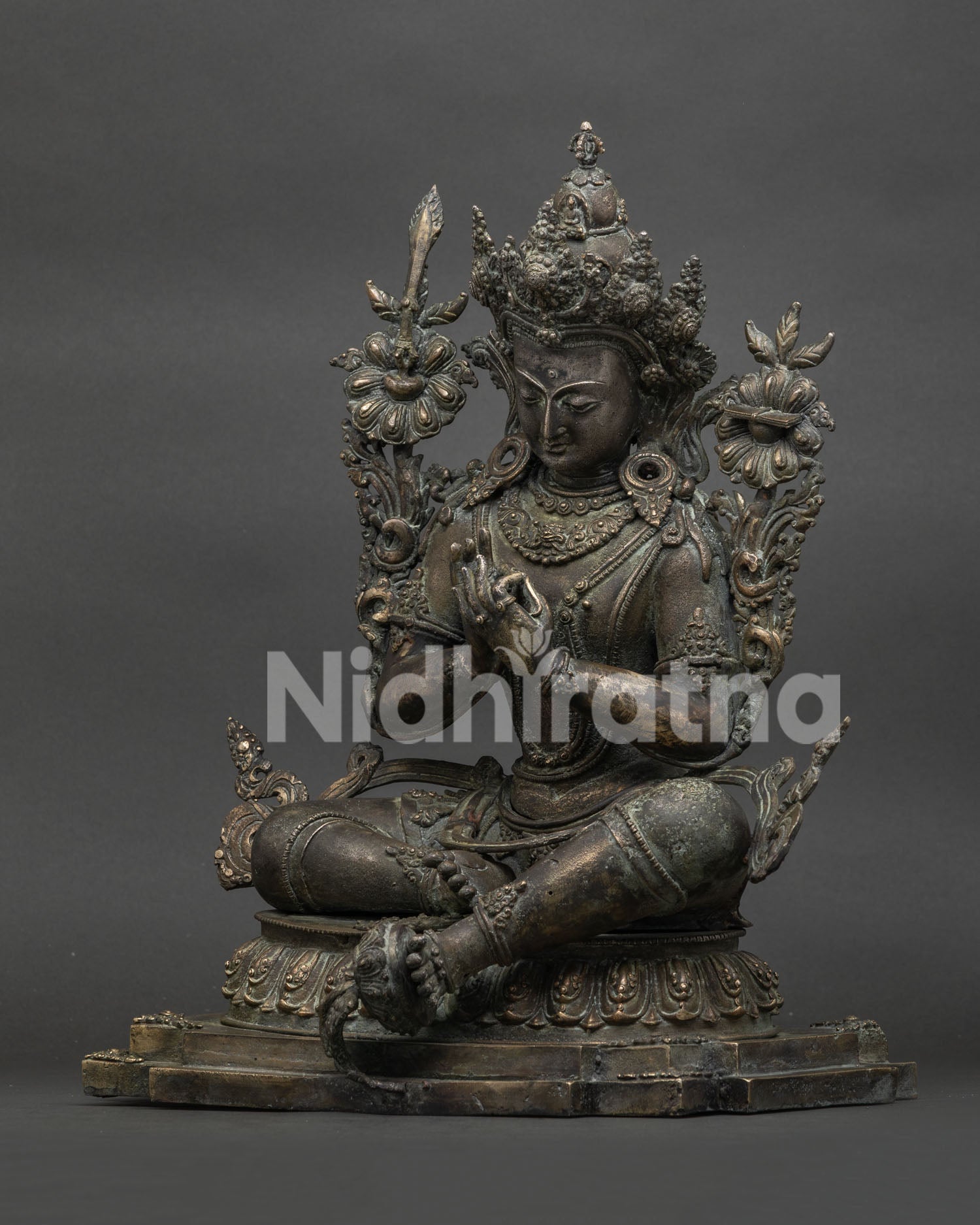 tikshna manjushri bronze statue left side view showing traditional details