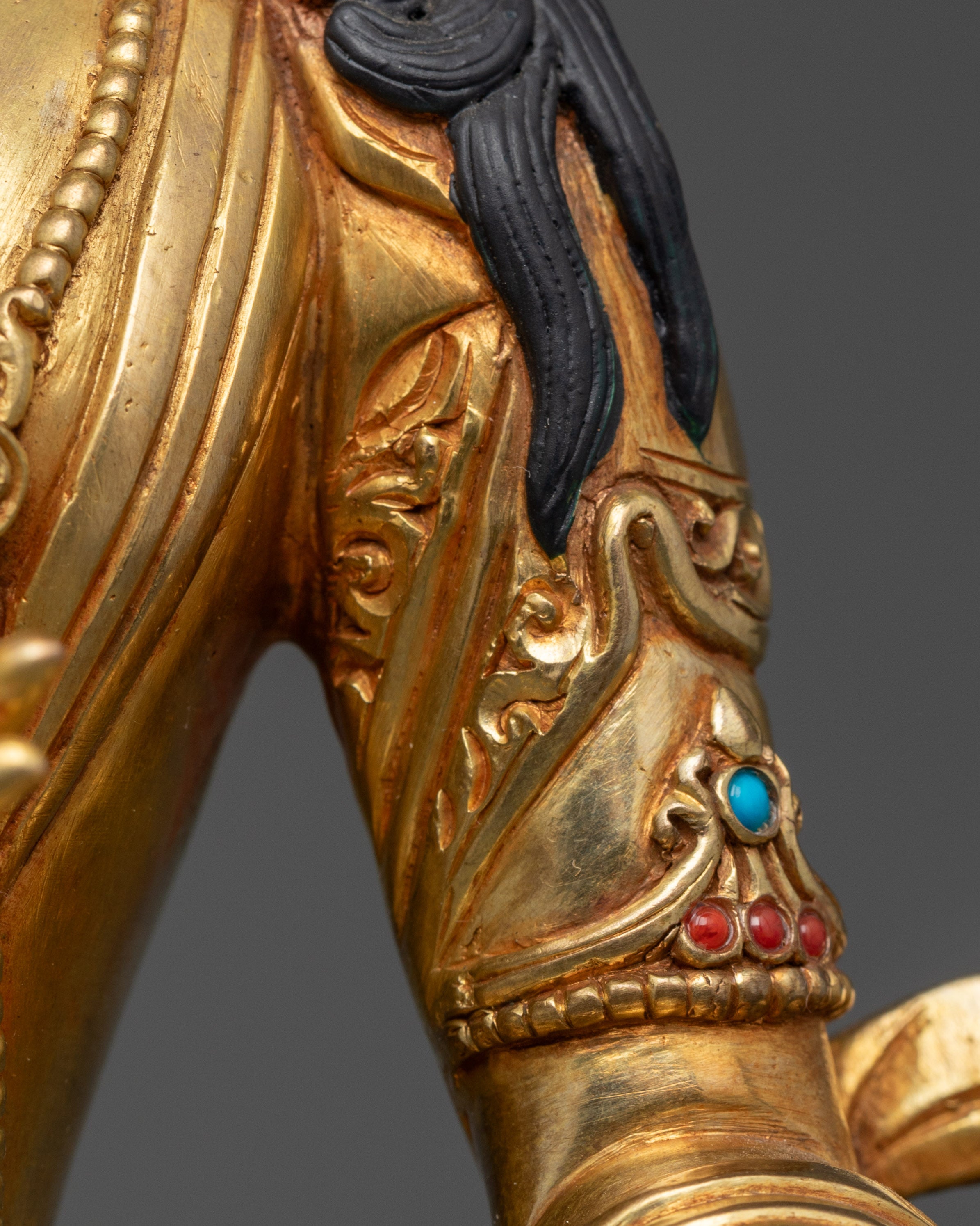 Sacred Kshitigarbha Statue : Protector of Travelers and Souls