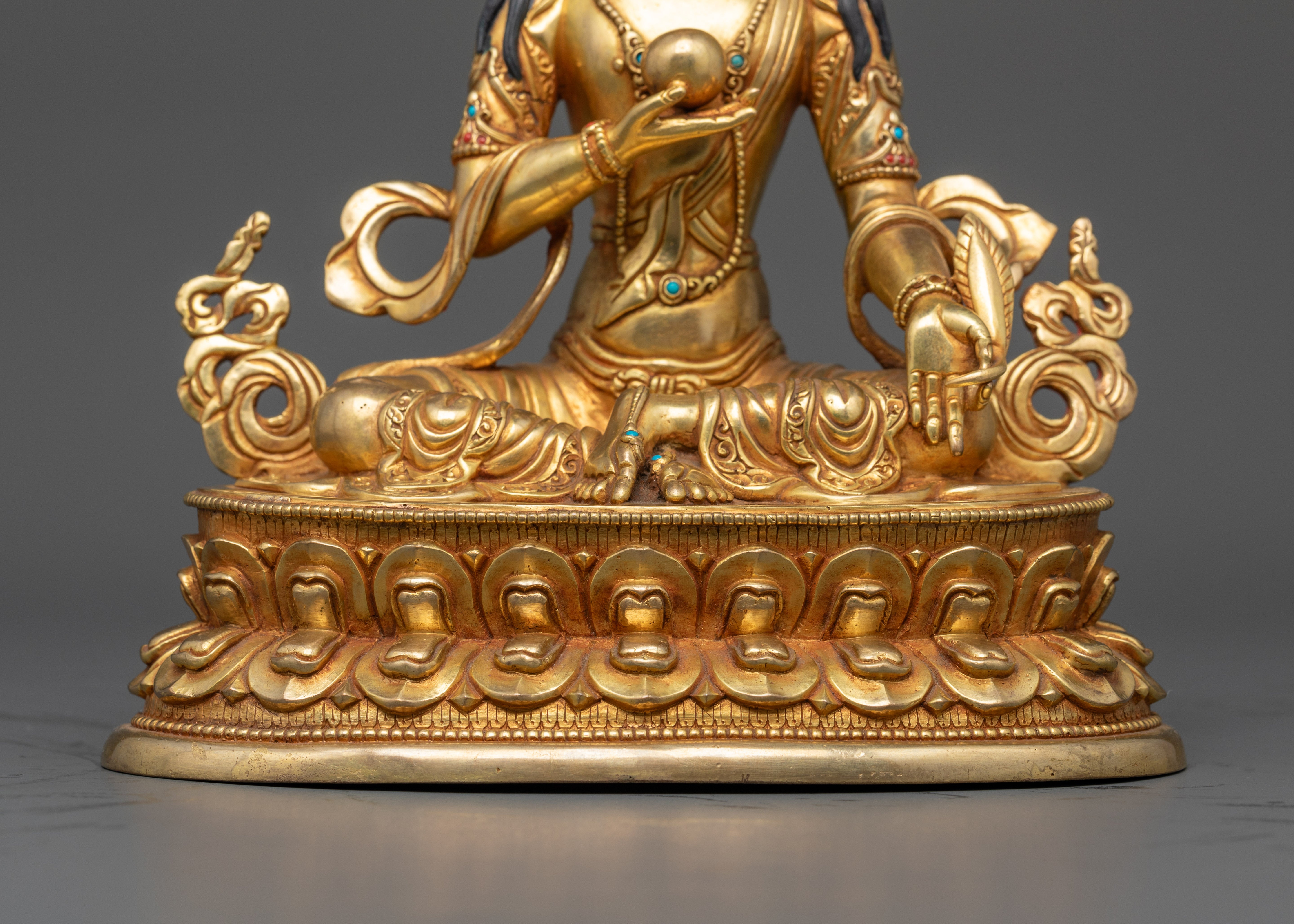 Sacred Kshitigarbha Statue : Protector of Travelers and Souls