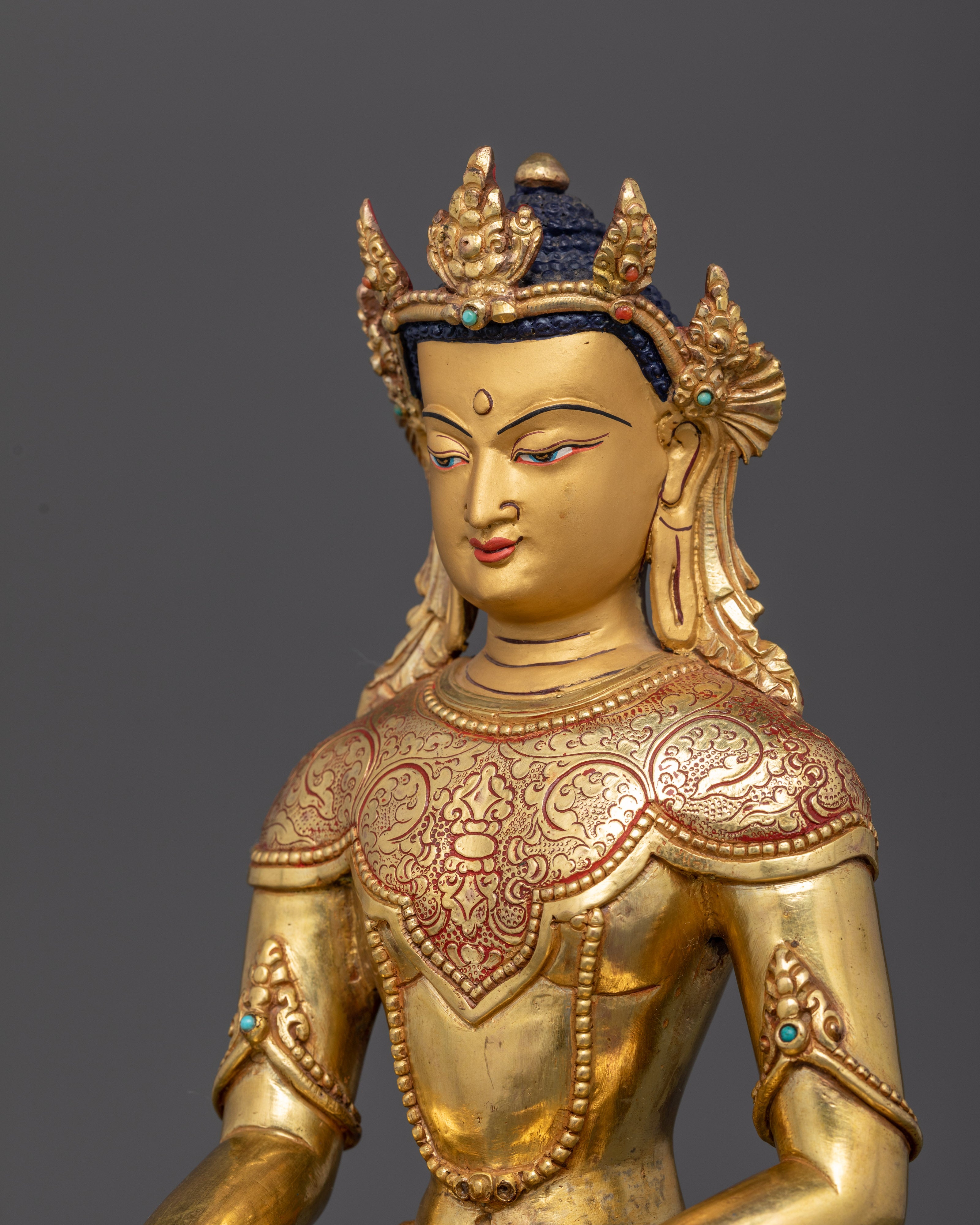Radiant Majesty: The Crowned Shakyamuni Buddha in Gold
