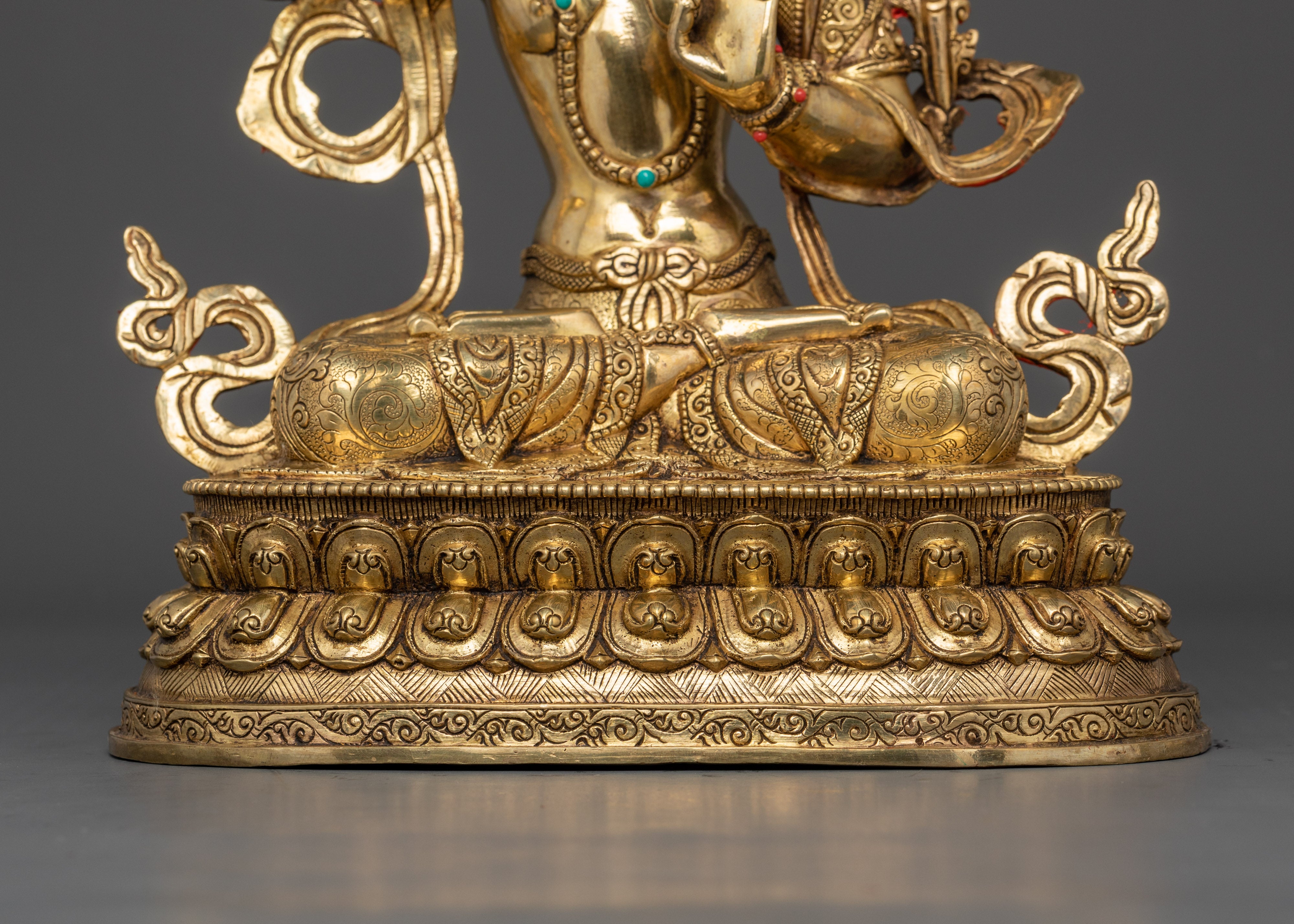 Manjushri Bodhisattva | Embodiment of Enlightened Wisdom