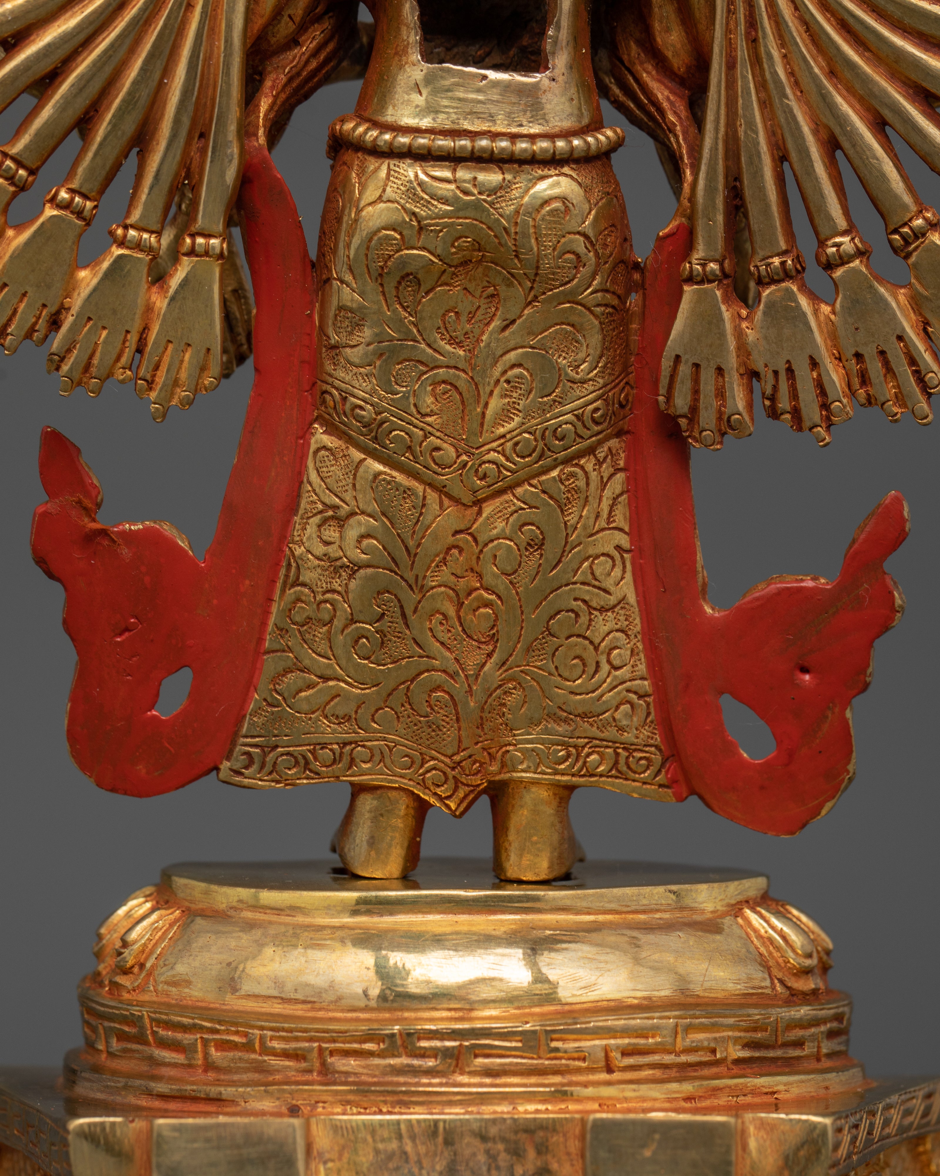 1000 Armed Chenrezig Statue : Transformation and Liberation