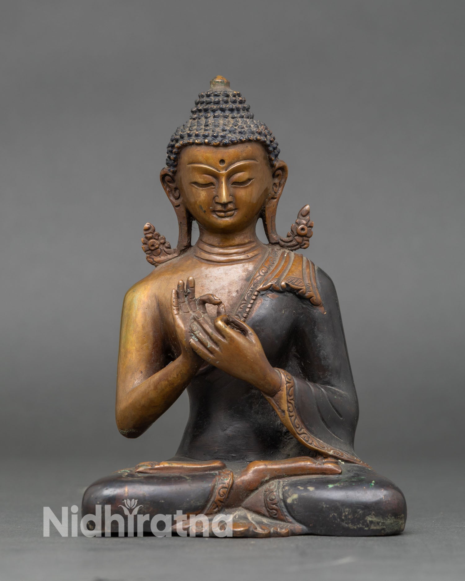 Vairocana Buddha statue, Dharmachakra mudra, turning the wheel of Dharma symbolizing ultimate wisdom