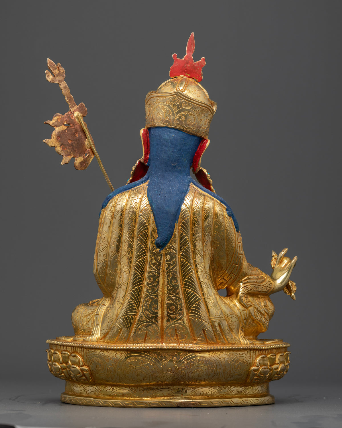 Vajrayana Guru Rinpoche Statue Symbolizing Wisdom Protection and Spiritual Strength
