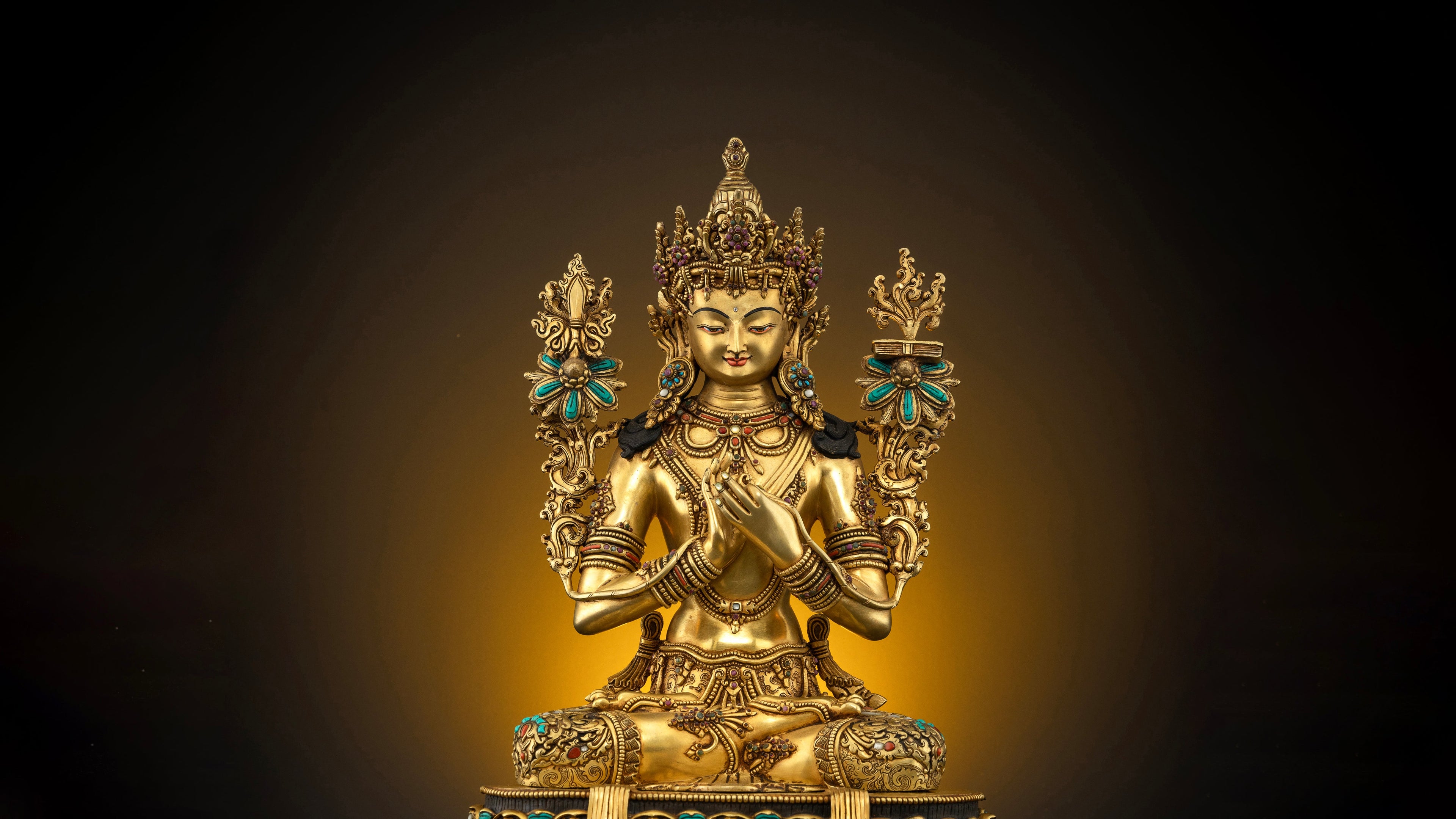 Pure gold plated manjushri statue with Dharmachakra mudra