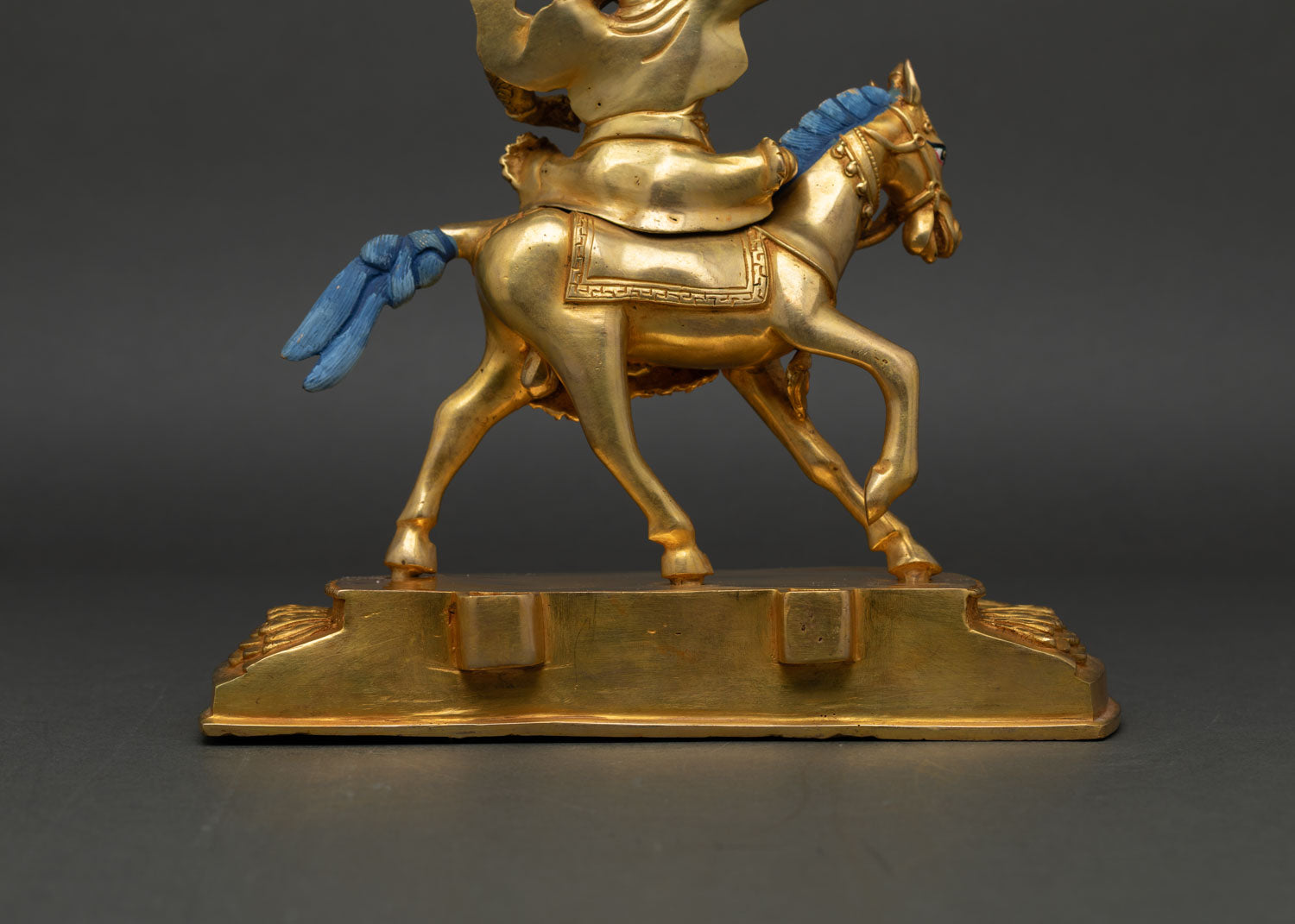 King Gesar Warrior Statue – Symbol of Strength and Protection