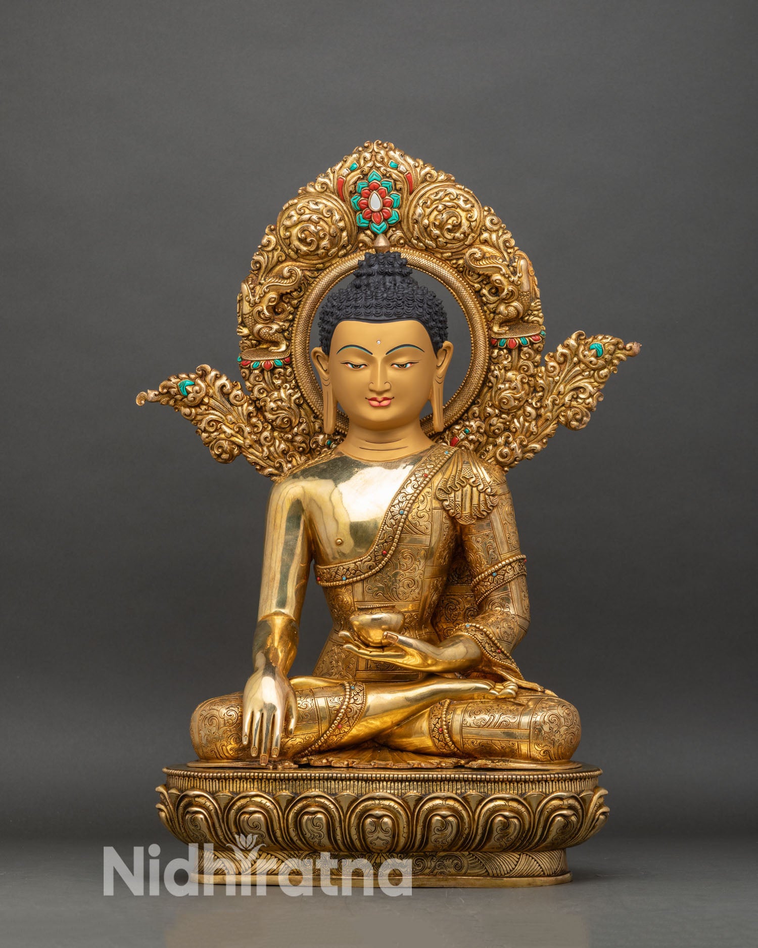 Buddha Shakyamuni Statue