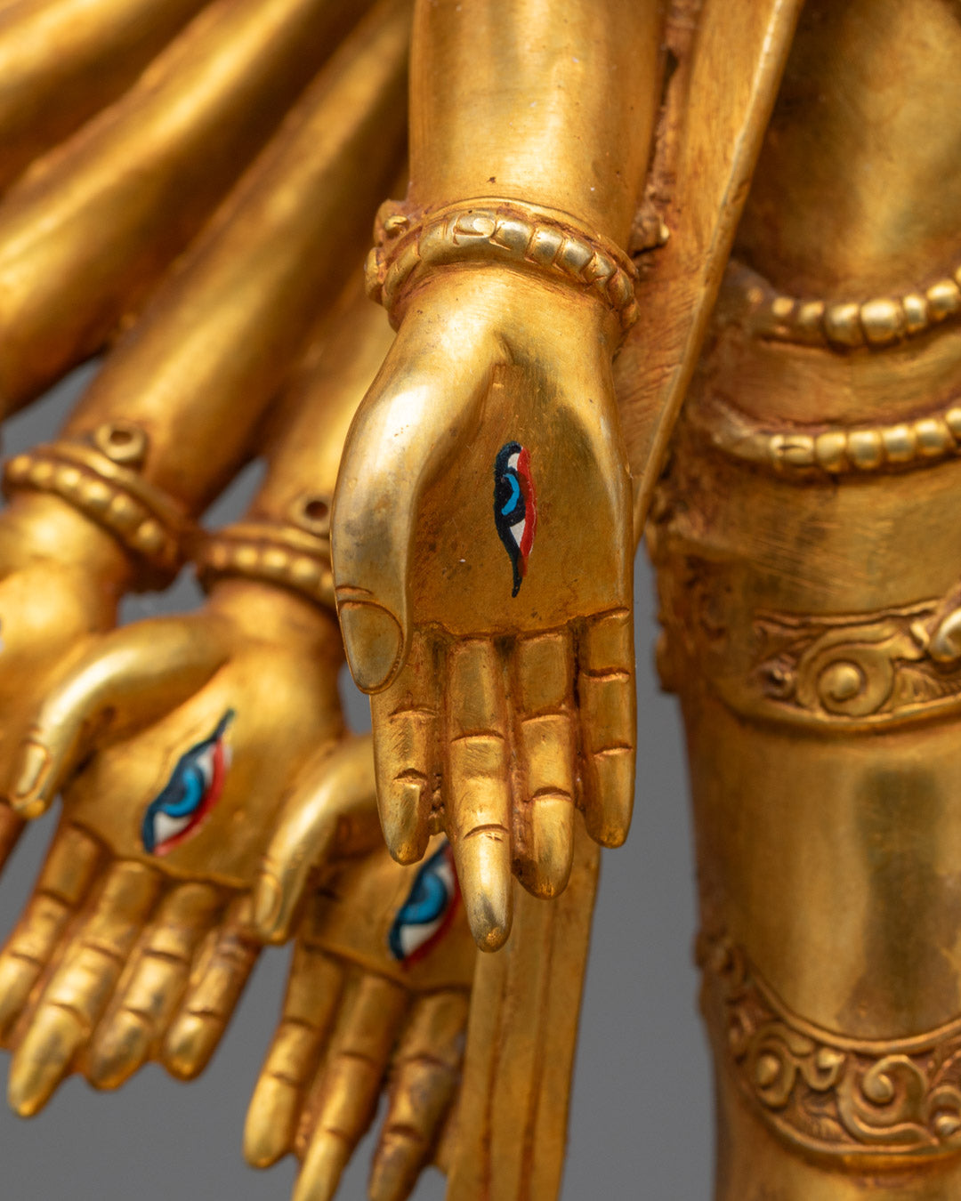 Beautiful 1000 Armed Chenrezig Statue for Sale