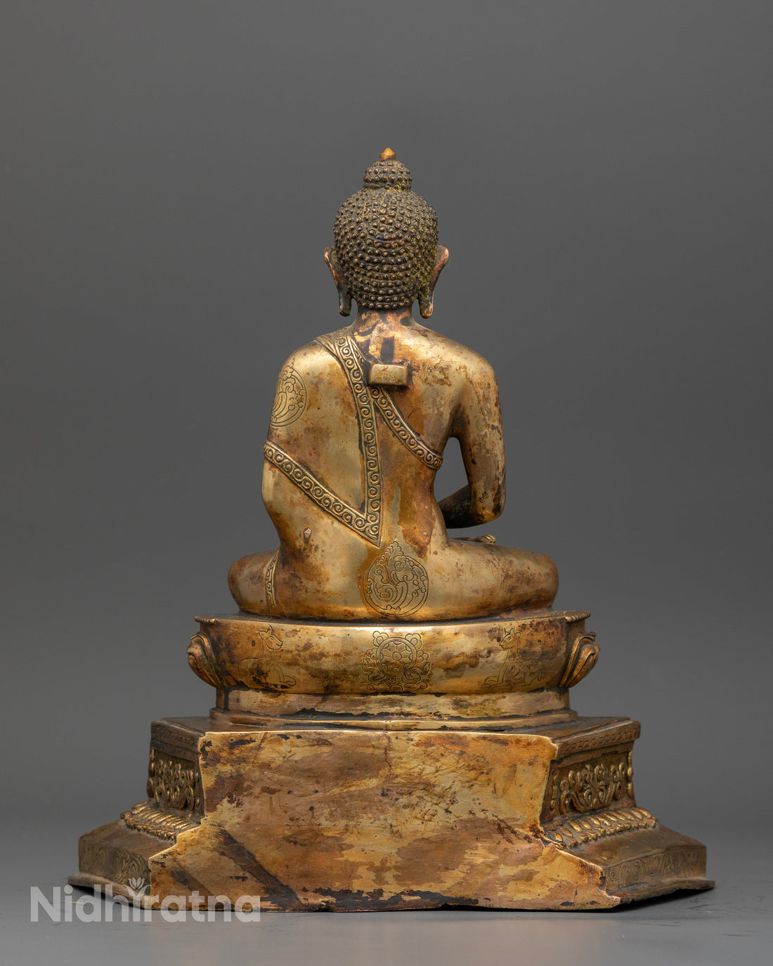 Antique Buddha Amitabha Statue: Symbolizing Infinite Compassion