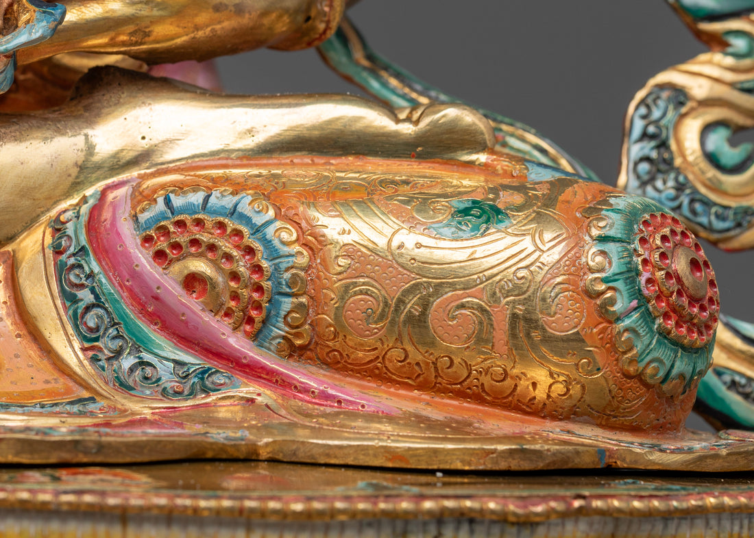 Vajrasattva Statue : Perfect for Meditation and Blessings