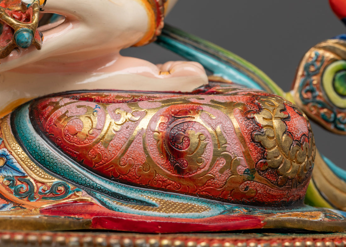 Vajrasattva Statue: Purity & Enlightenment