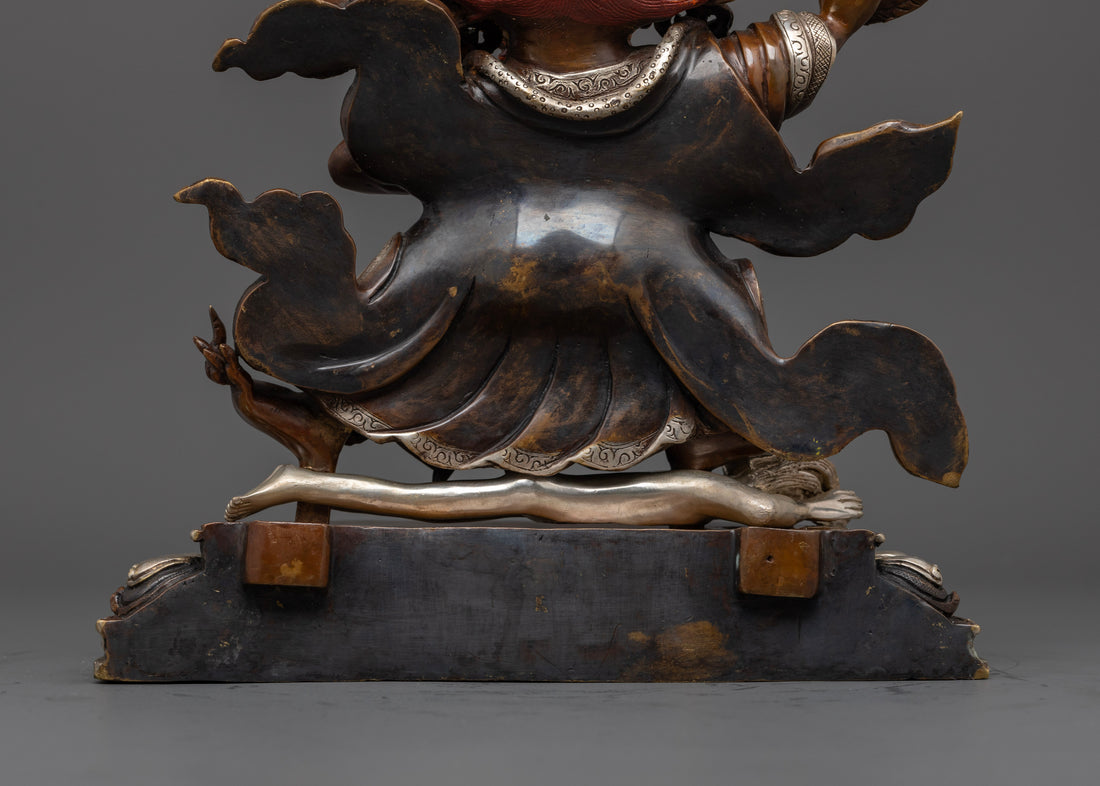 Mahakala Bernegchen Statue: Powerful Tibetan Protector