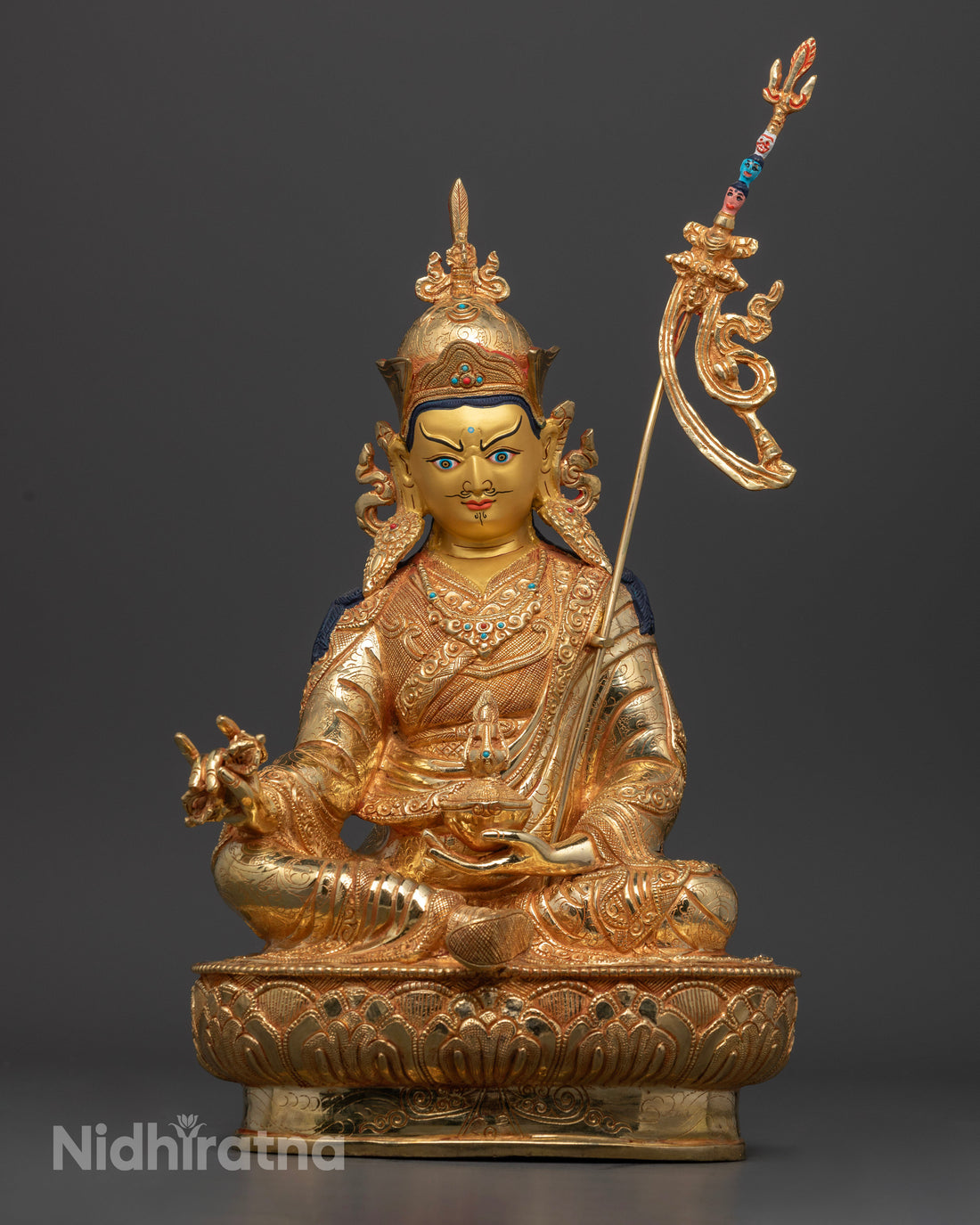 Guru Rinpoche Statue: Invoking Protection & Wisdom