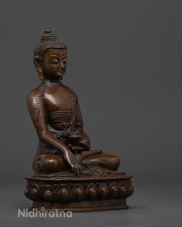 Vajrayana Shakyamuni Buddha Statue: Inspiring Serenity