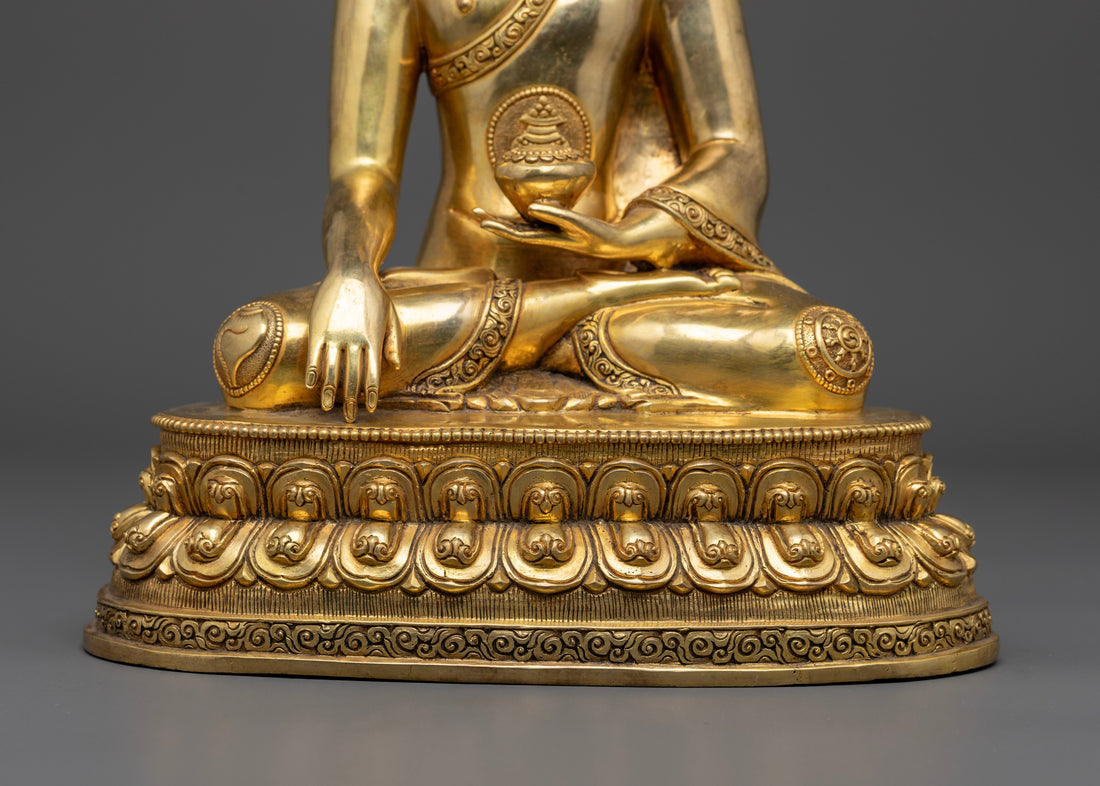 Shakyamuni Buddha Statue: Perfect for Meditation