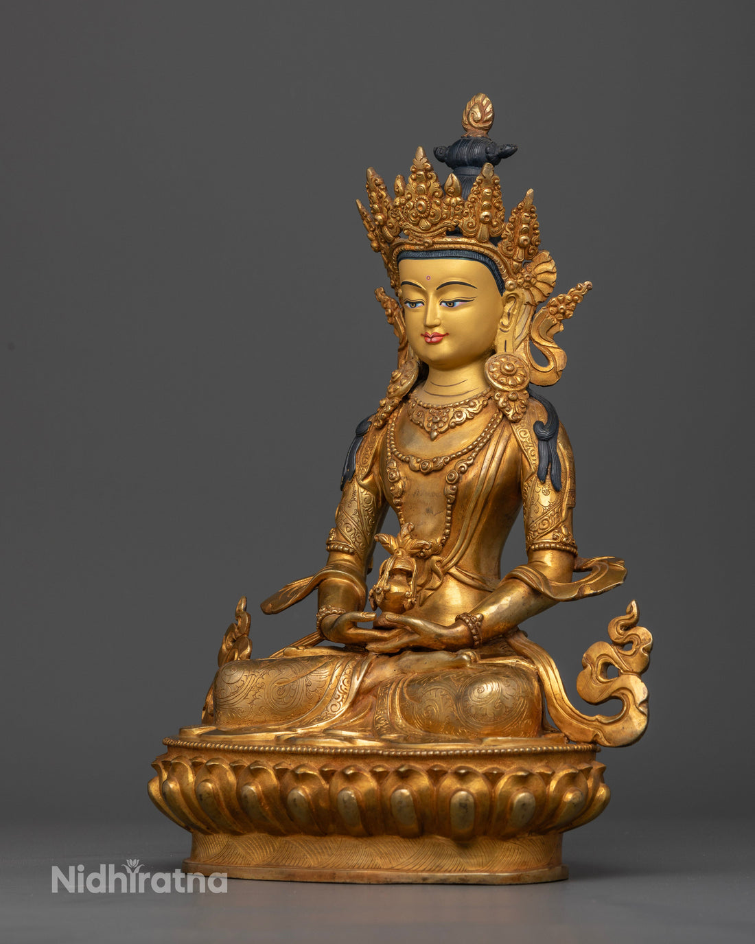 Handmade Amitayus Statue: Embodiment of Longevity and Spiritual Fulfillment