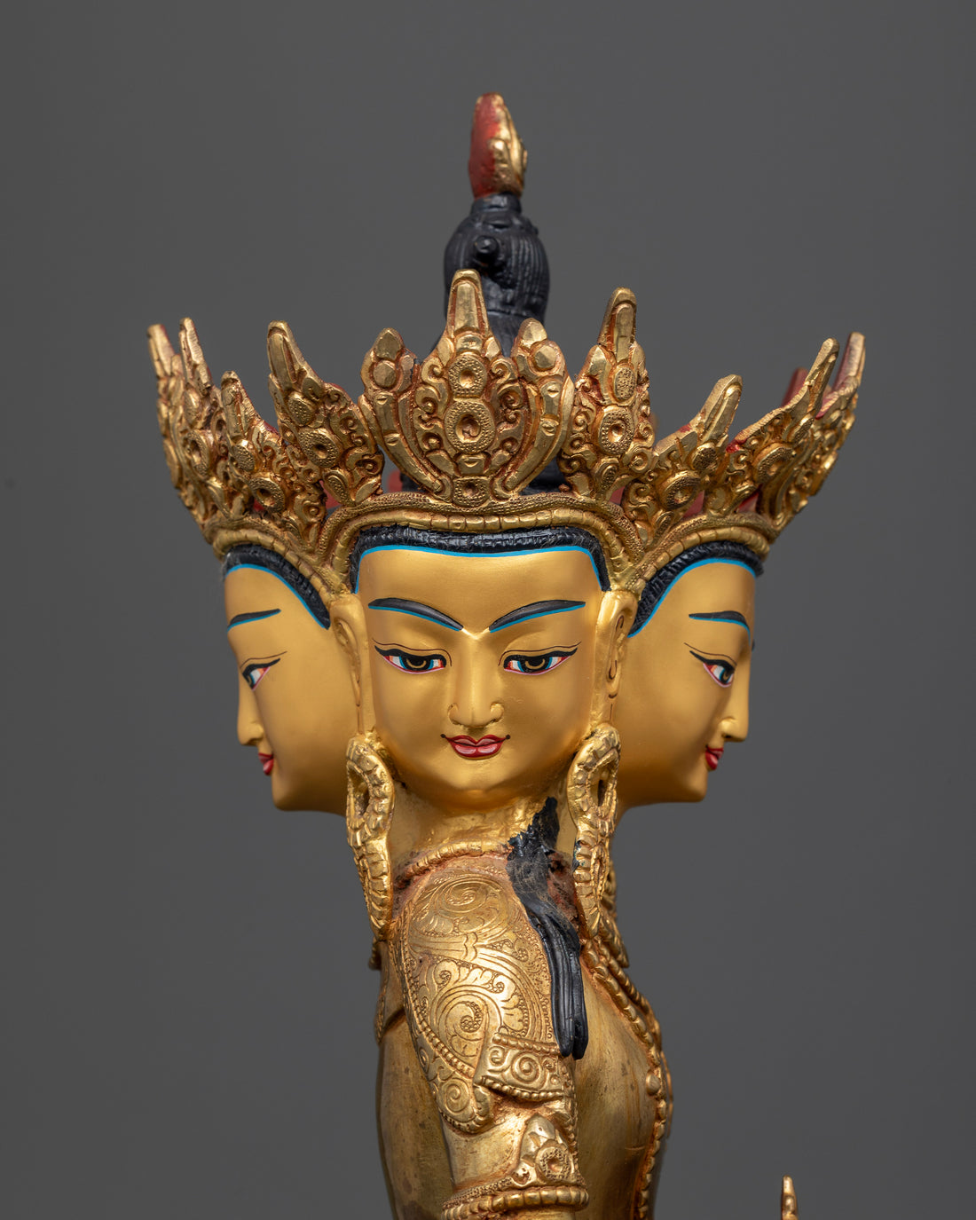 Vairocana: The Illuminating Buddha