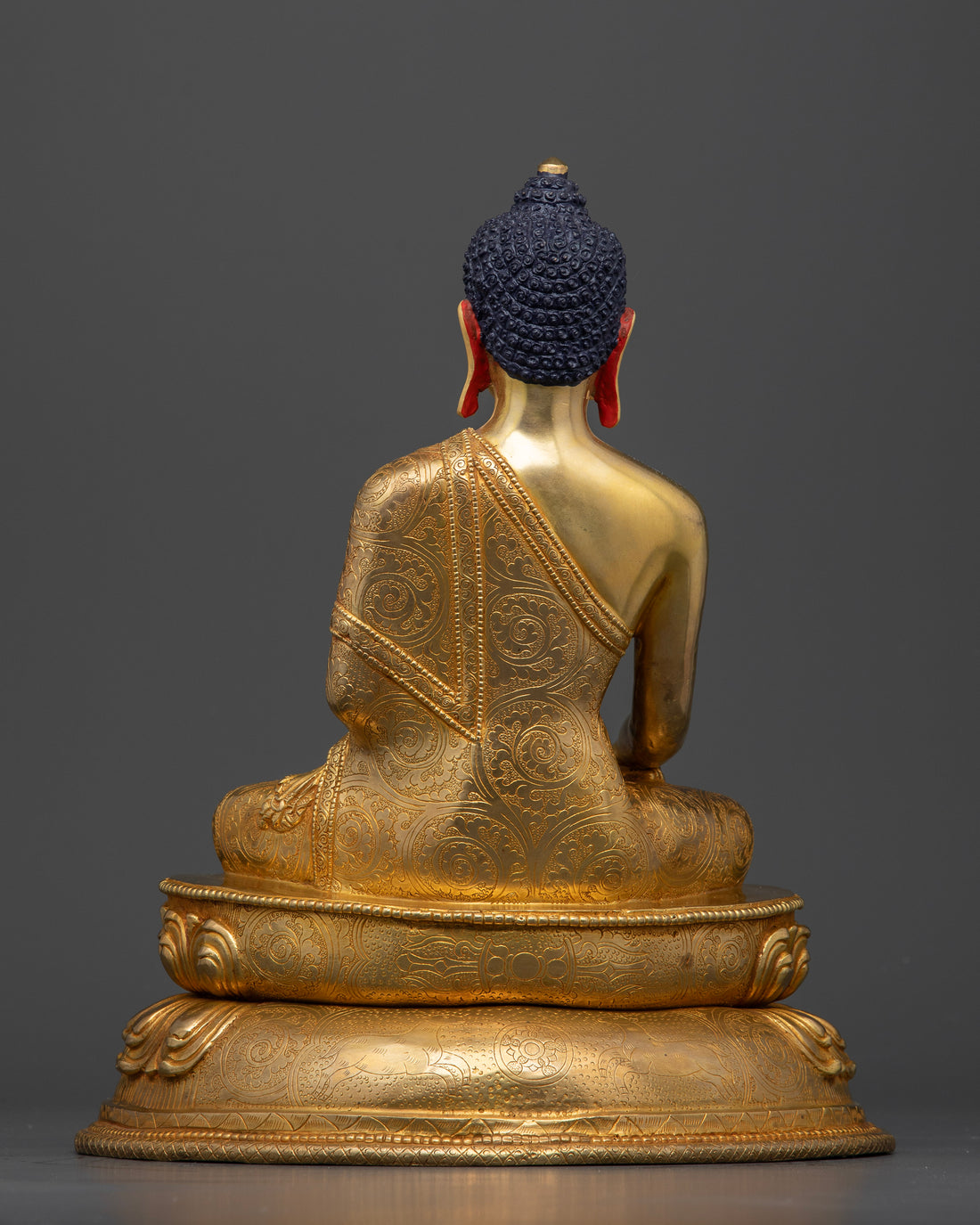 Buddha Shakyamuni Statue - Embodiment of Enlightenment and Compassion