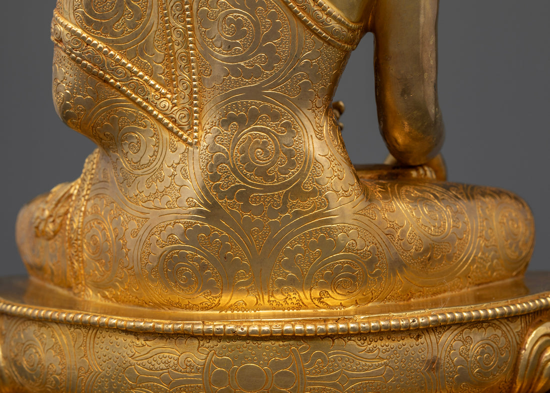 Buddha Shakyamuni Statue - Embodiment of Enlightenment and Compassion