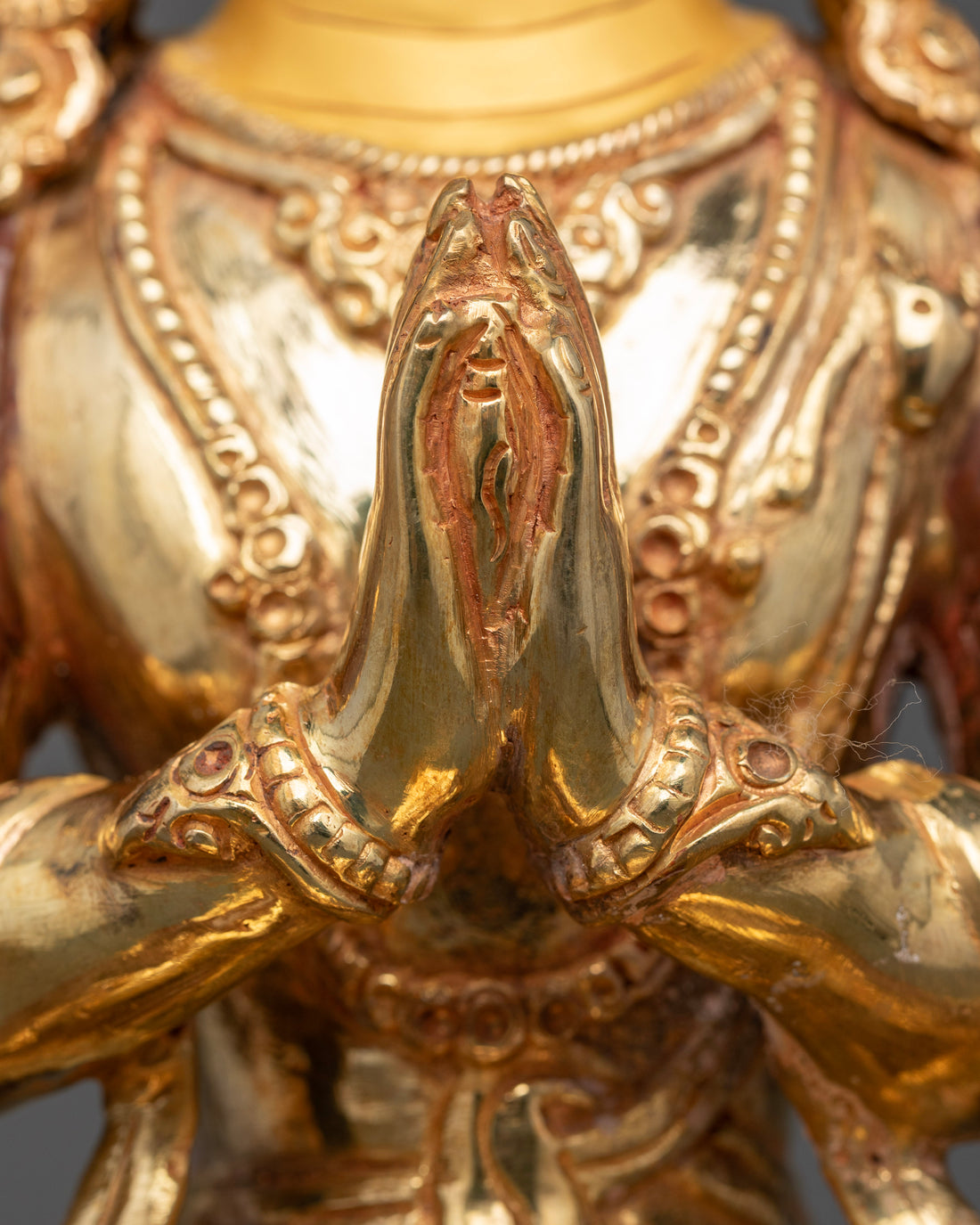 Chenrezig Avalokiteshvara Statue: The Embodiment of Compassion in Gold and Copper