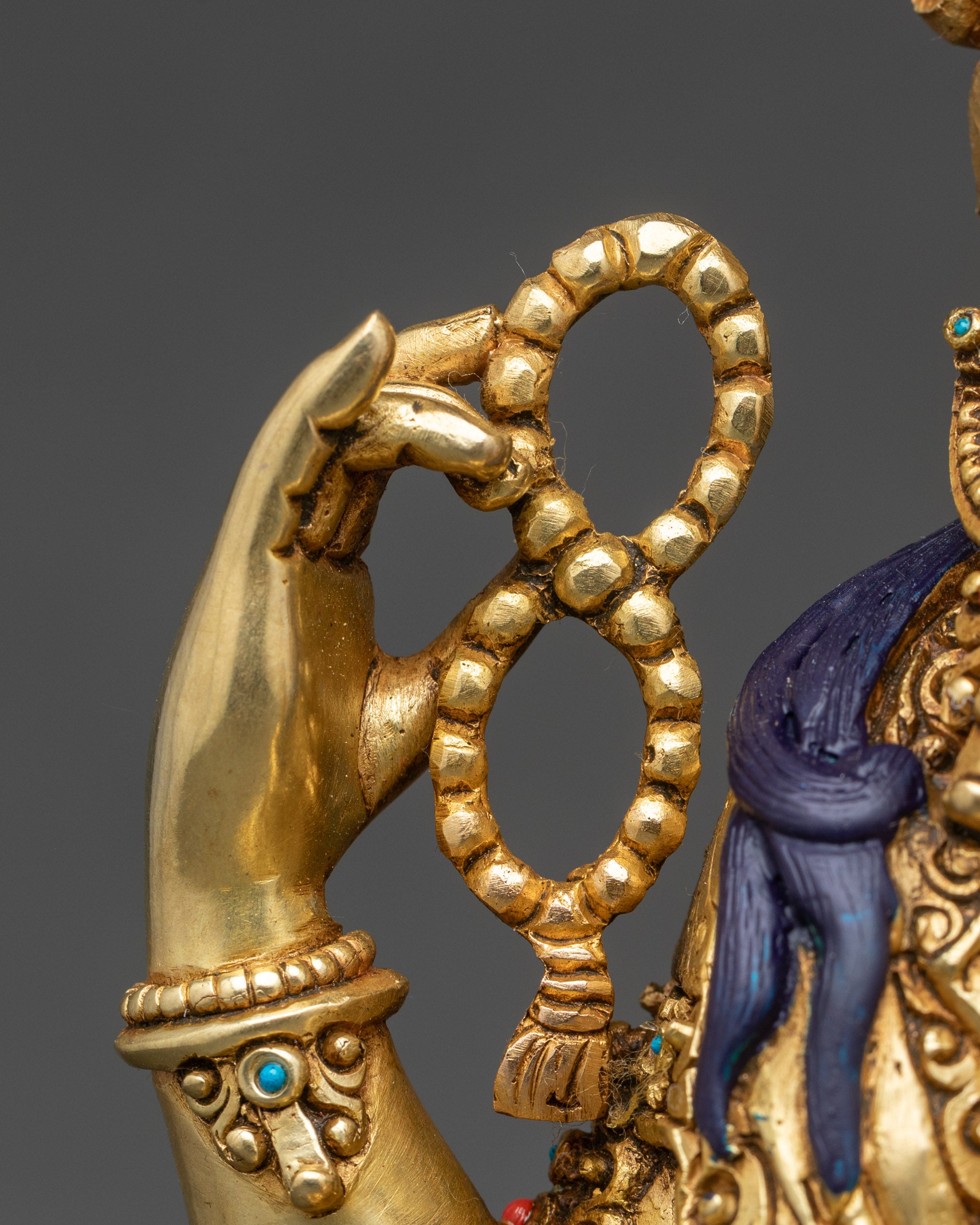 Chenrezig Meditation Statue | Four-Armed Bodhisattva of Compassion