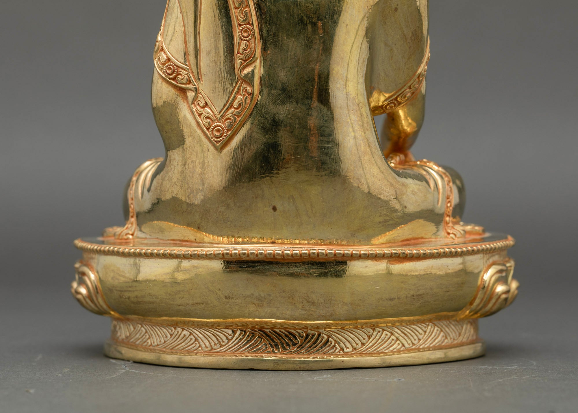 Buddha Shakyamuni Statue - A Timeless Symbol of Serenity