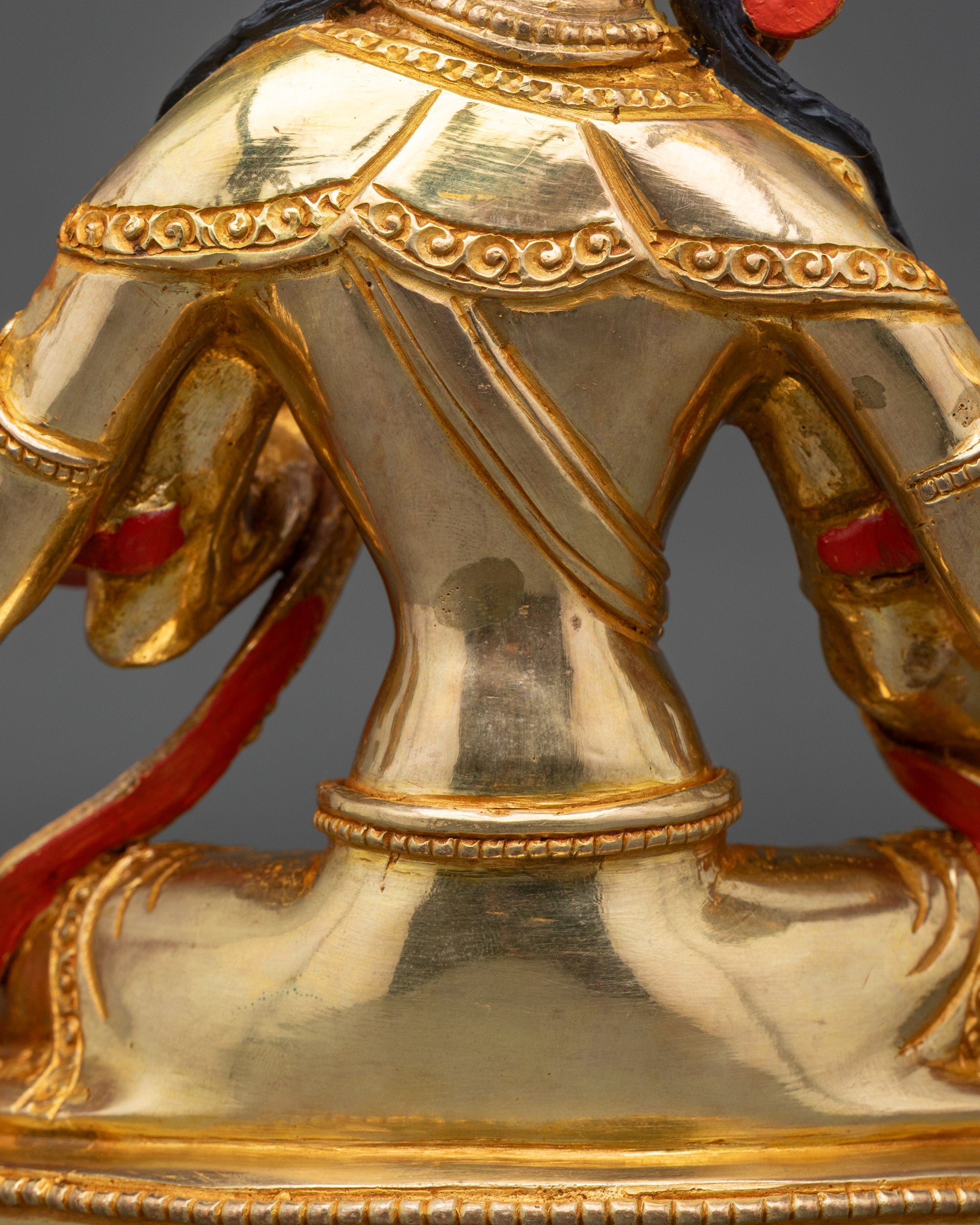 Laxmi Hindu Deity Statue – Goddess of Fortune and Abundance