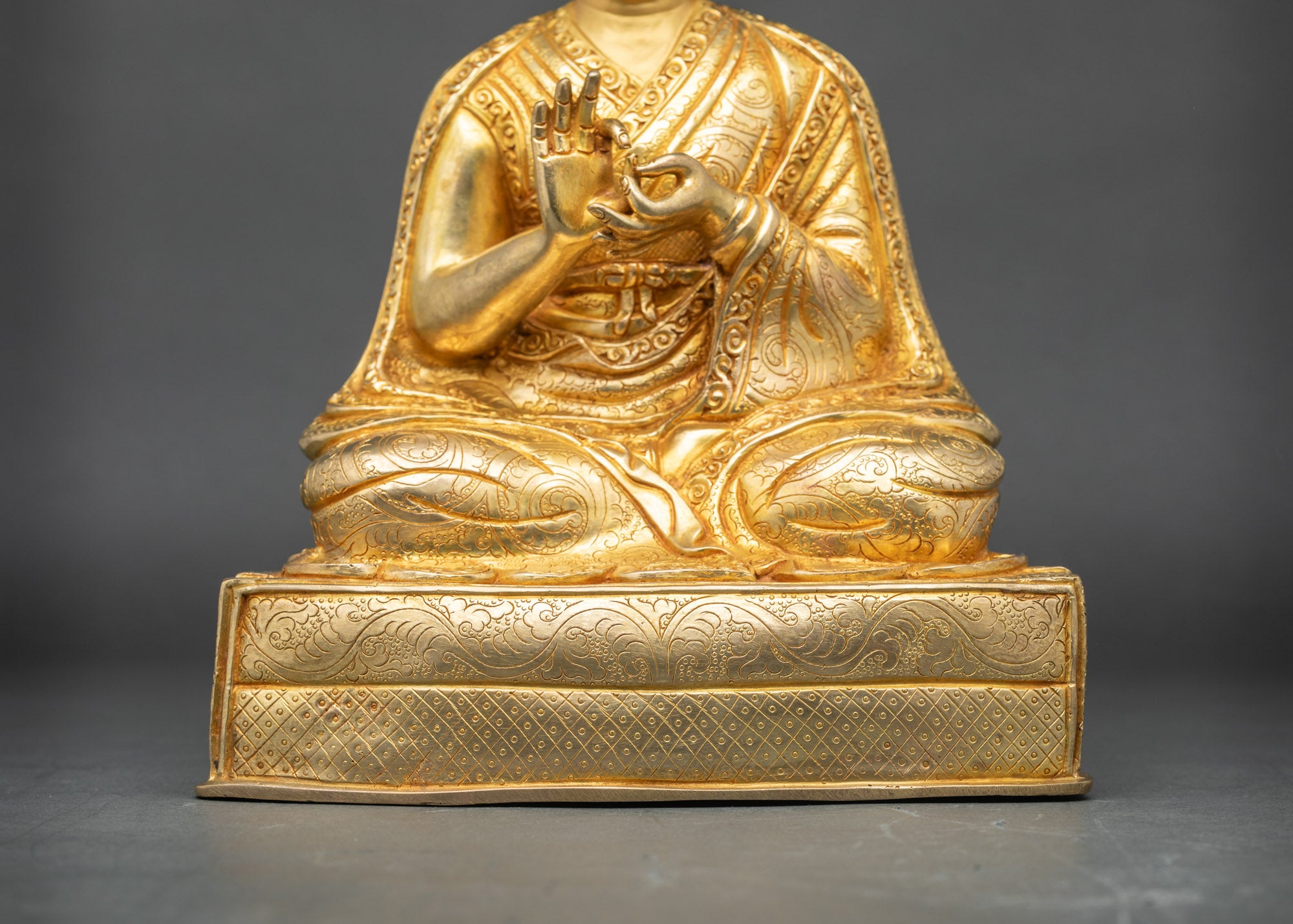 1st Karmapa Dusum Khyenpa Statue – Tibetan Meditation Master