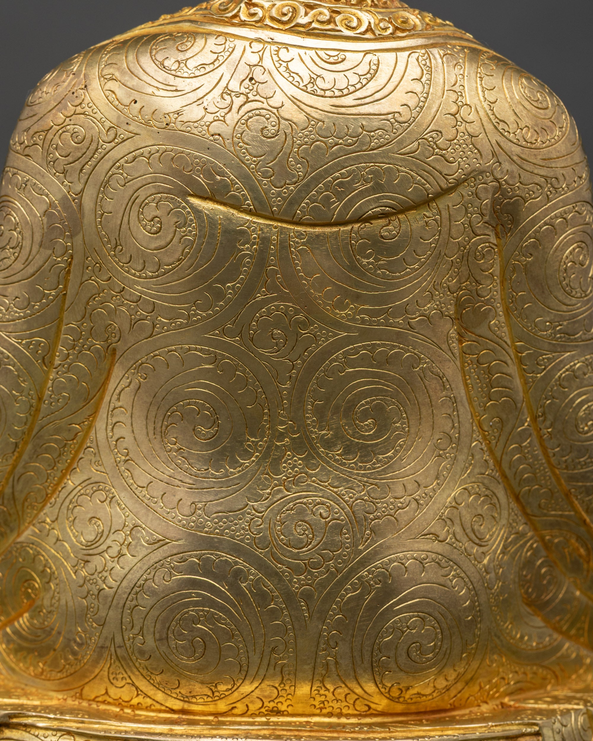 1st Karmapa Dusum Khyenpa Statue – Tibetan Meditation Master