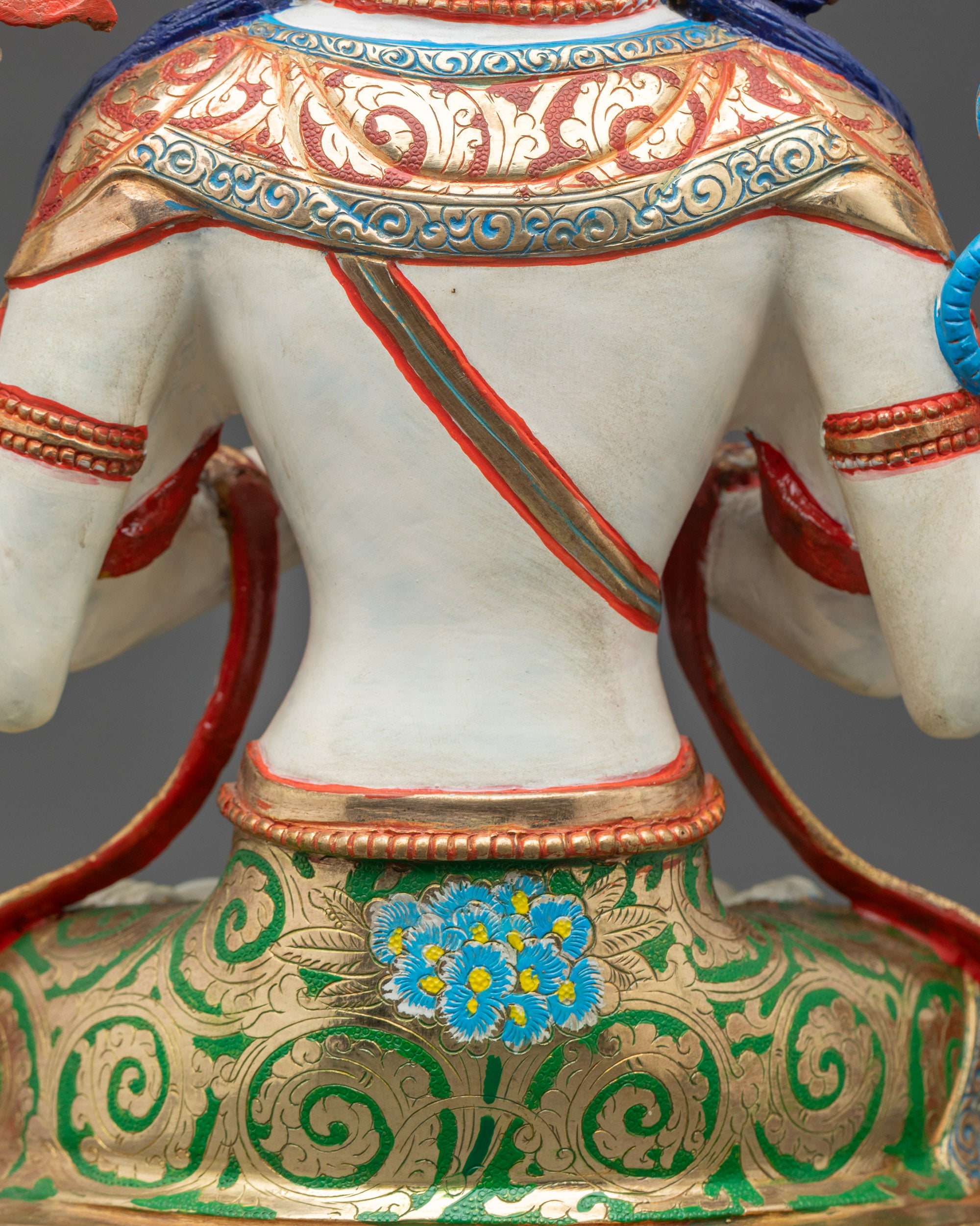 Chenrezig Sculpture – Tibetan Bodhisattva of Infinite Compassion
