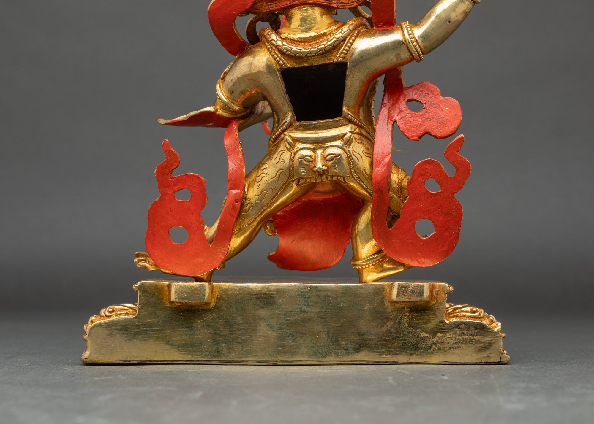 Vajrapani  Statue – Buddhist Deity for Protection and Blessings