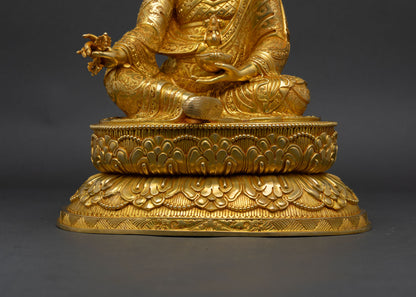 Guru Rinpoche Statue